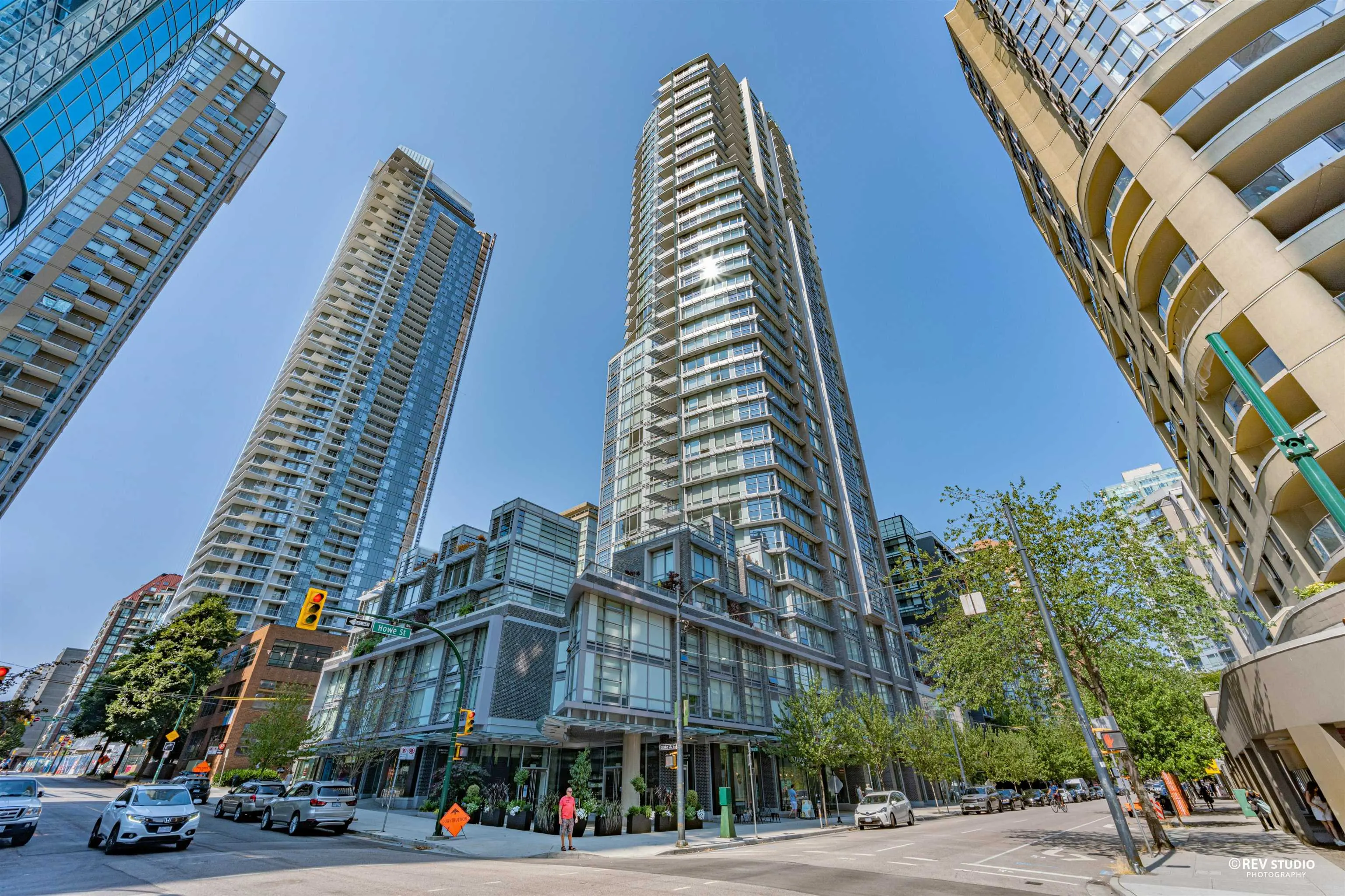 1283 Howe Street #3007