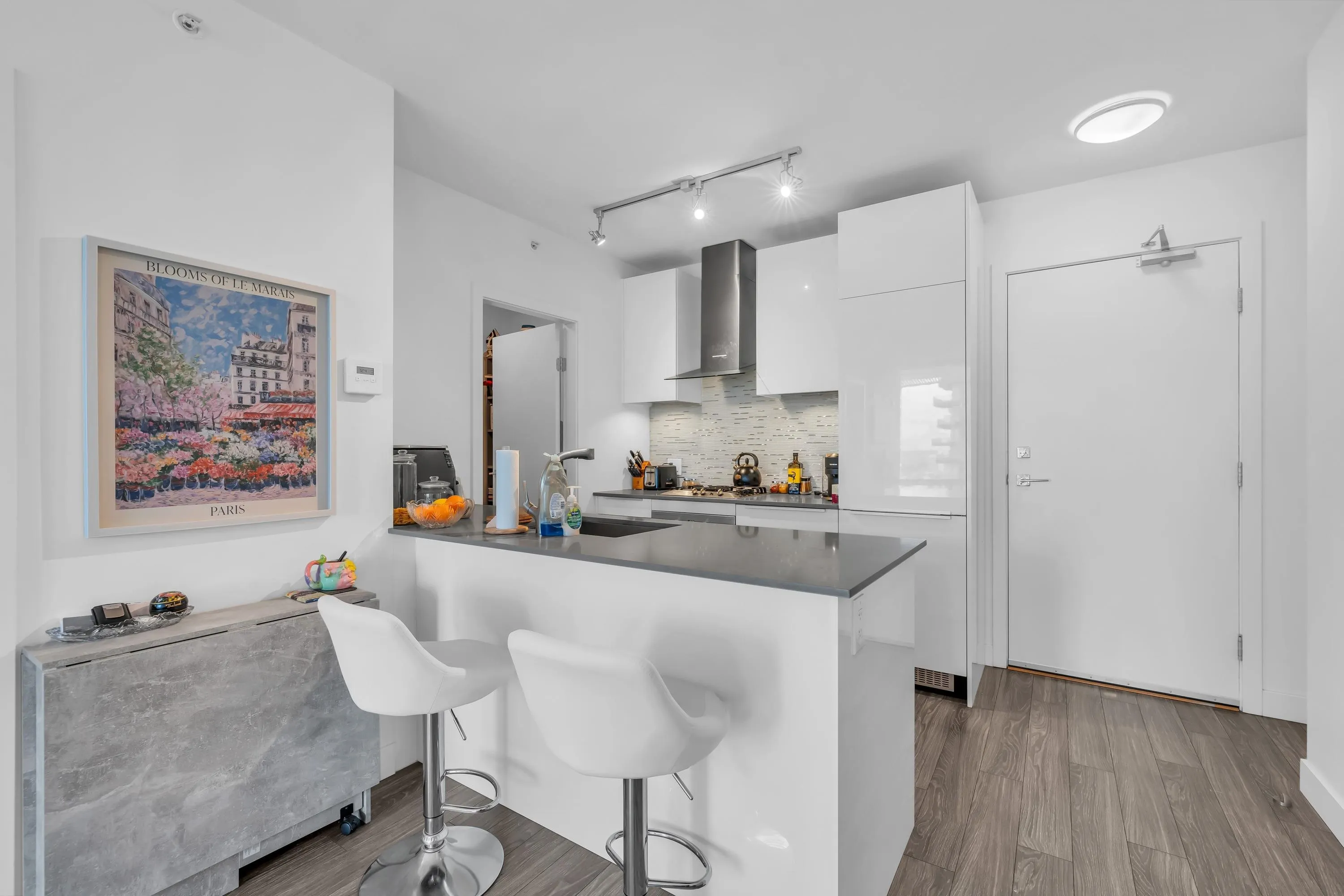 1283 Howe Street #3007