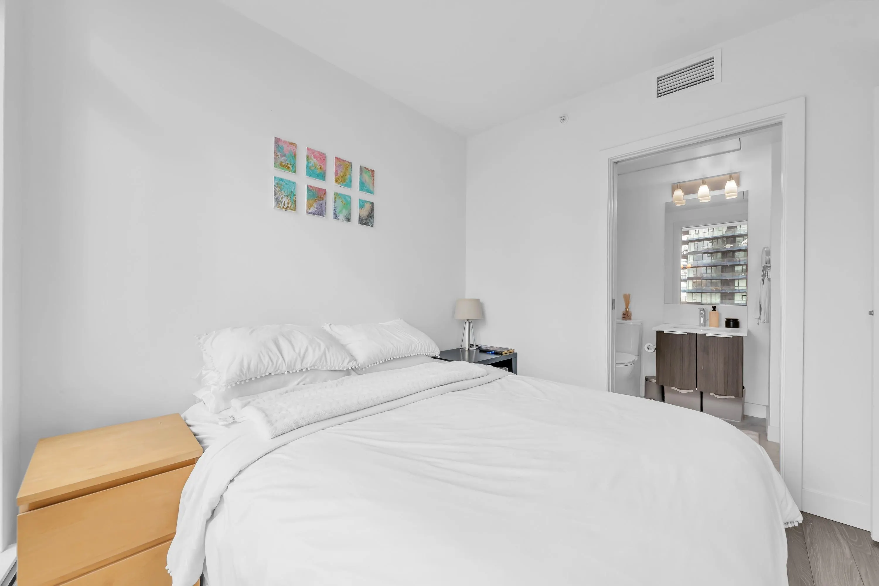 1283 Howe Street #3007