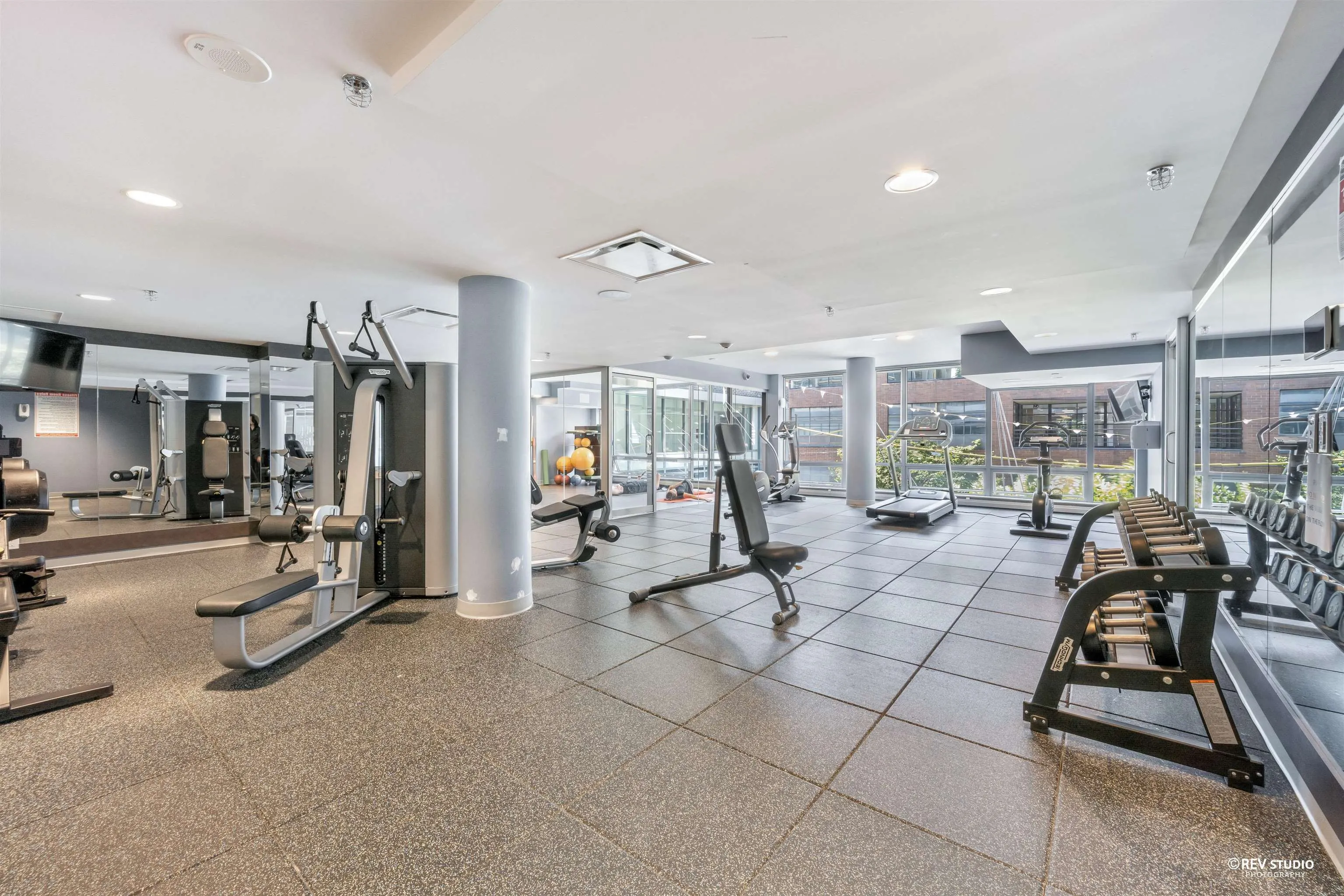 1283 Howe Street #3007