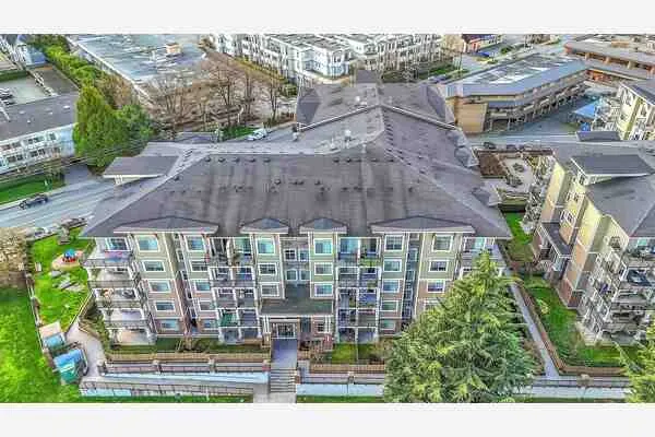 20696 Eastleigh Crescent #410