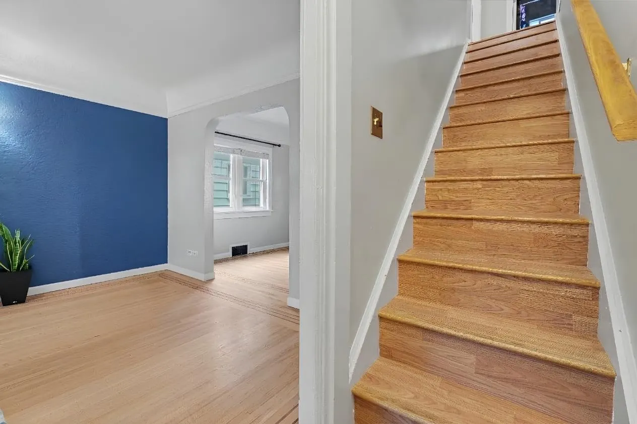 53 W 21st Avenue
