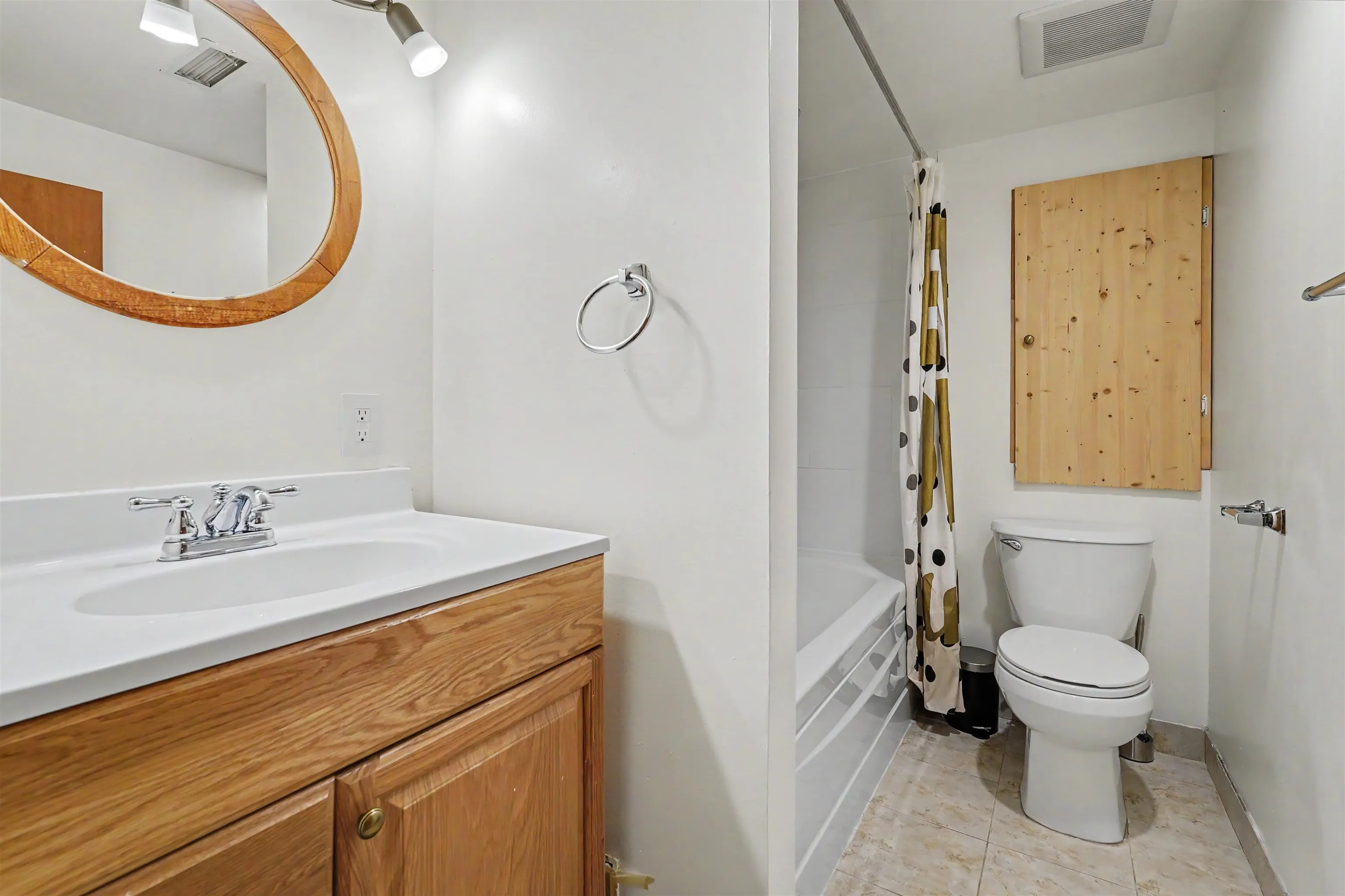 53 W 21st Avenue
