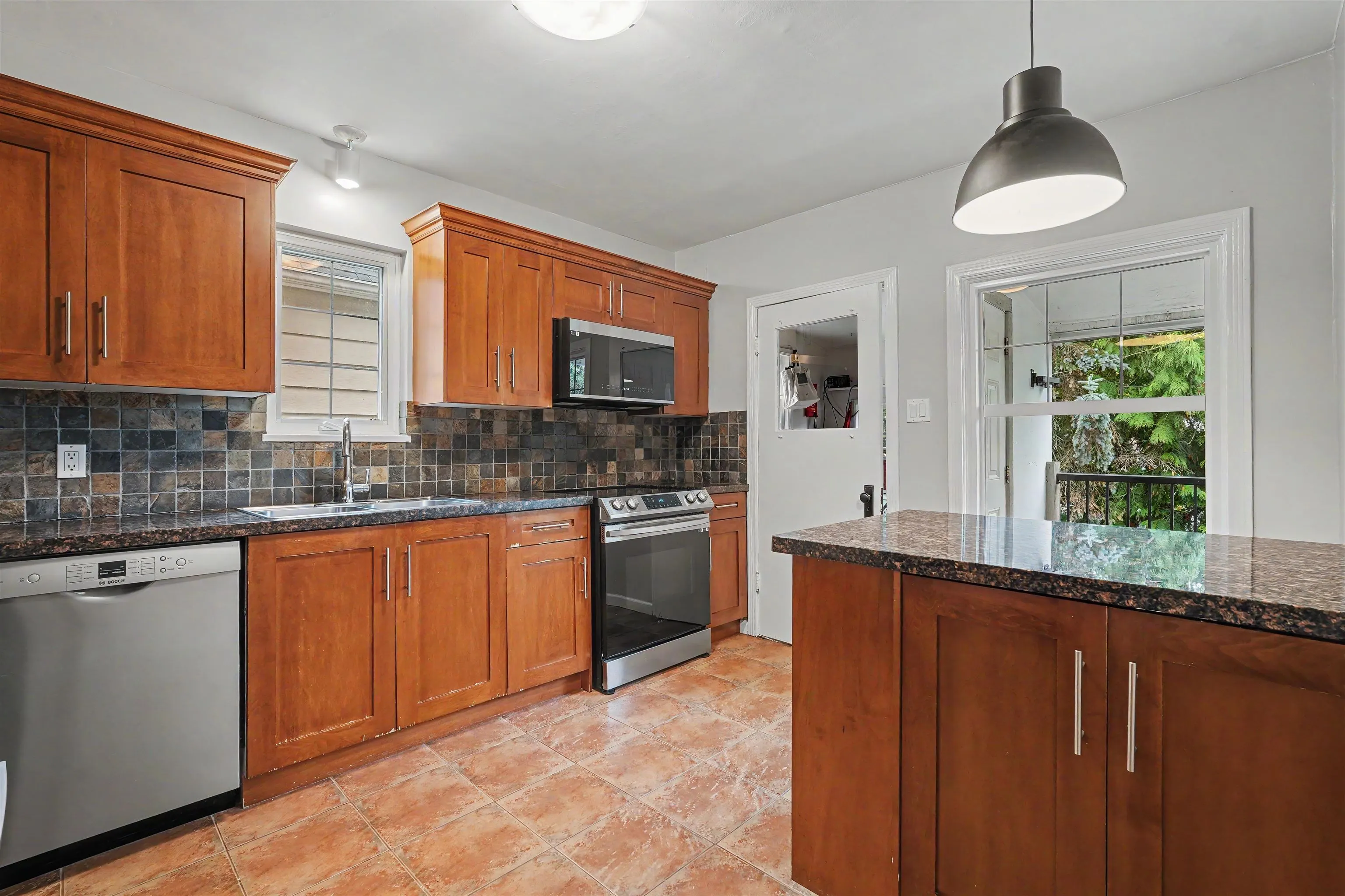 53 W 21st Avenue