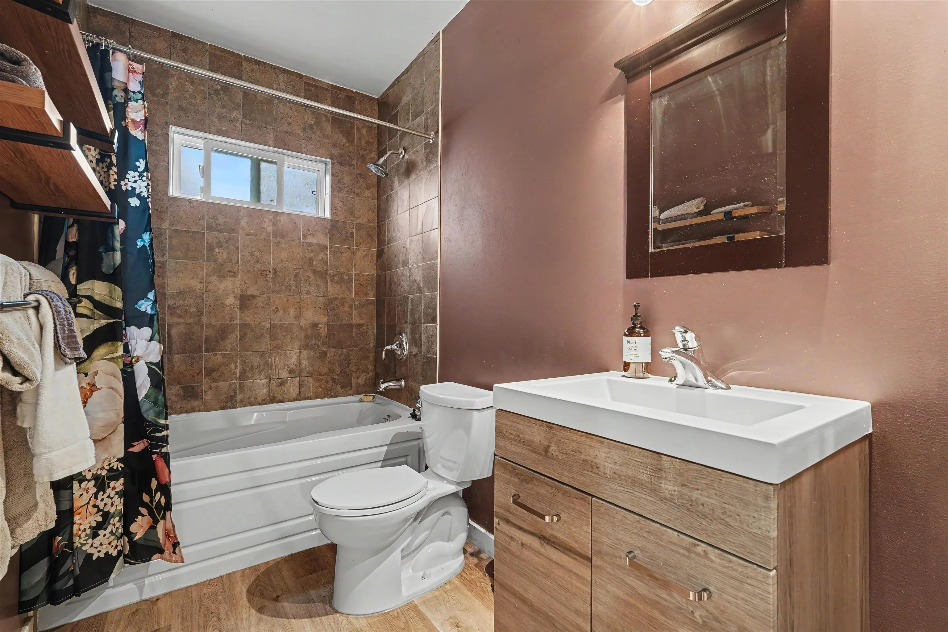 53 W 21st Avenue