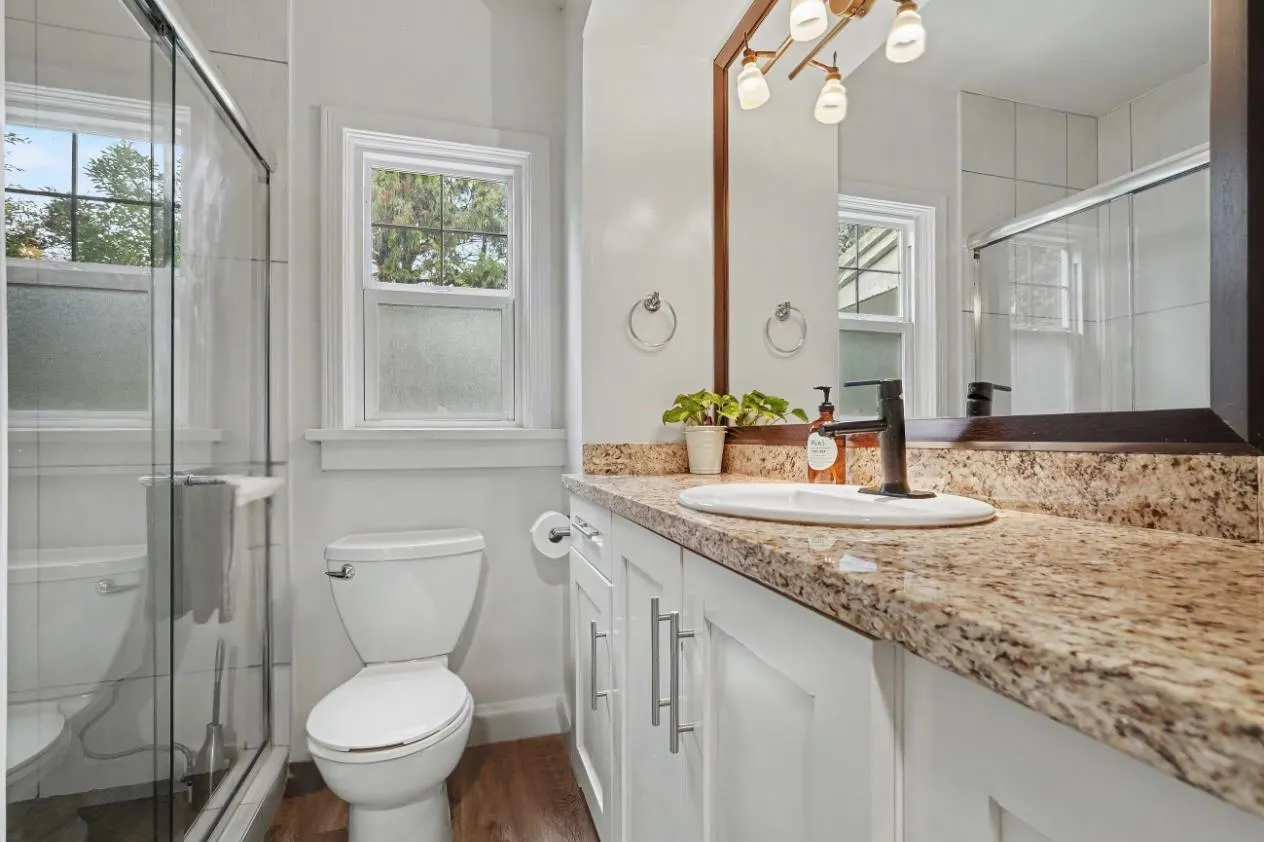 53 W 21st Avenue