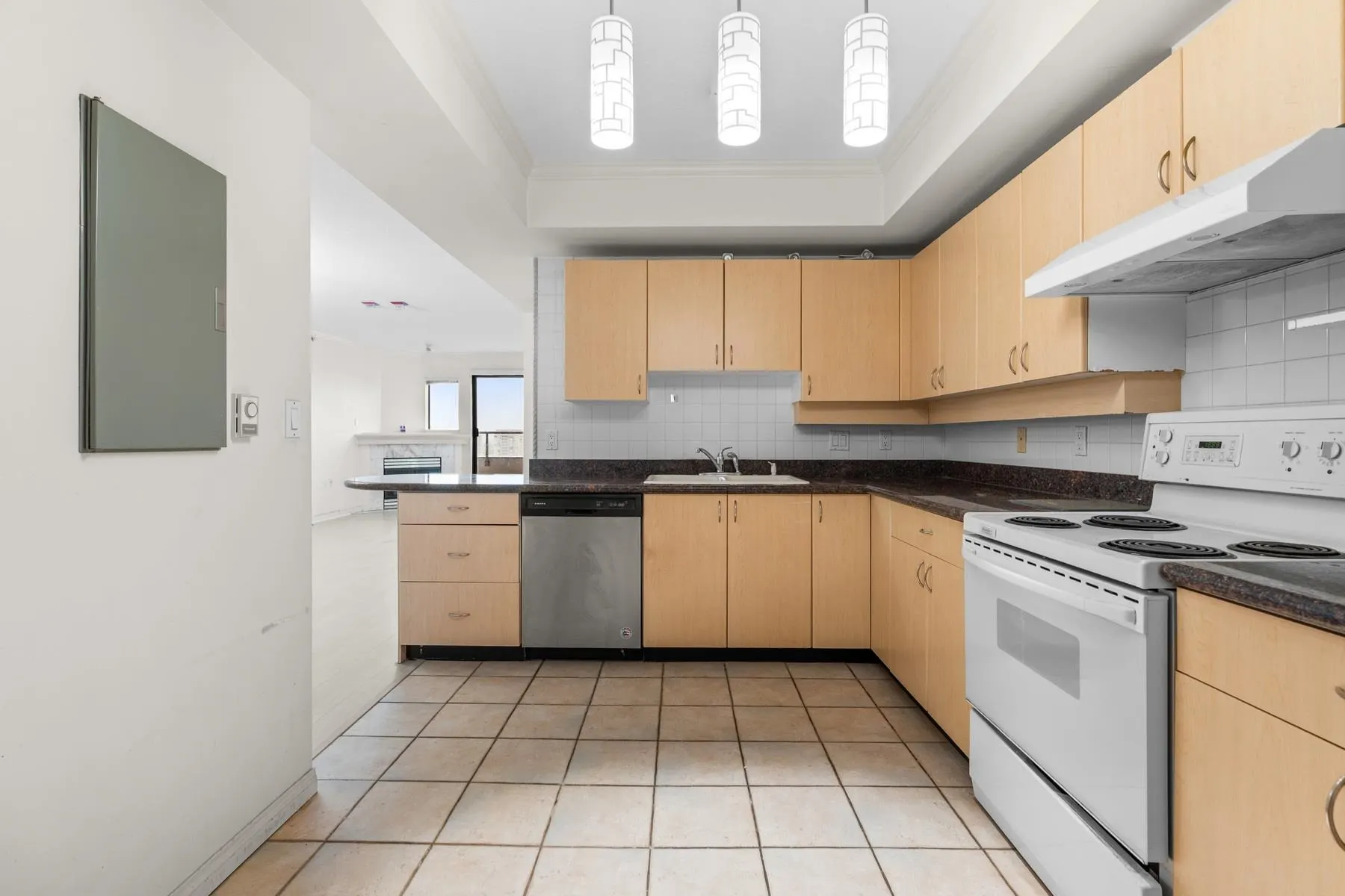 6611 Cooney Road #1605