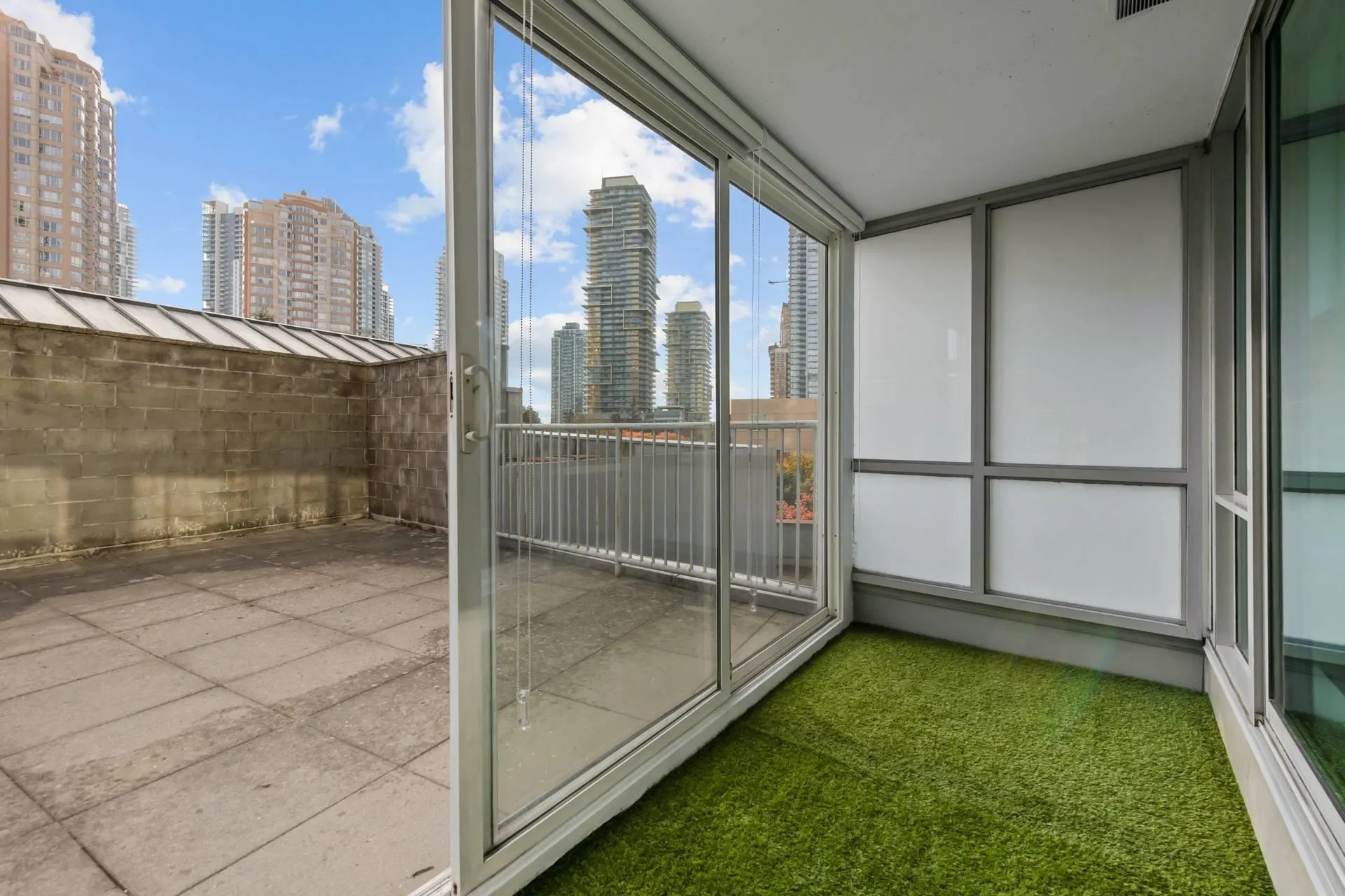 6088 Willingdon Avenue #508