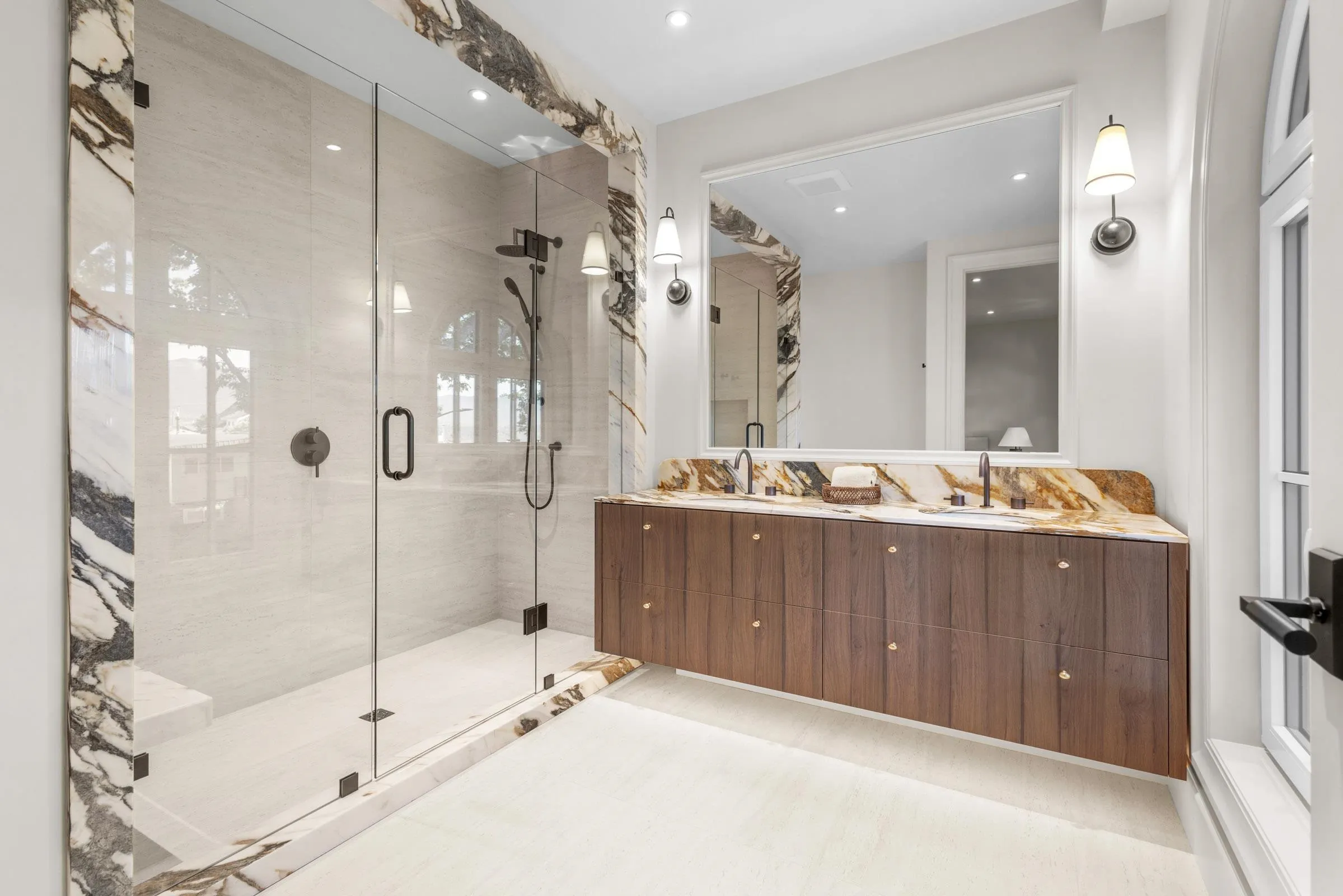 4136 Cambridge Street #1