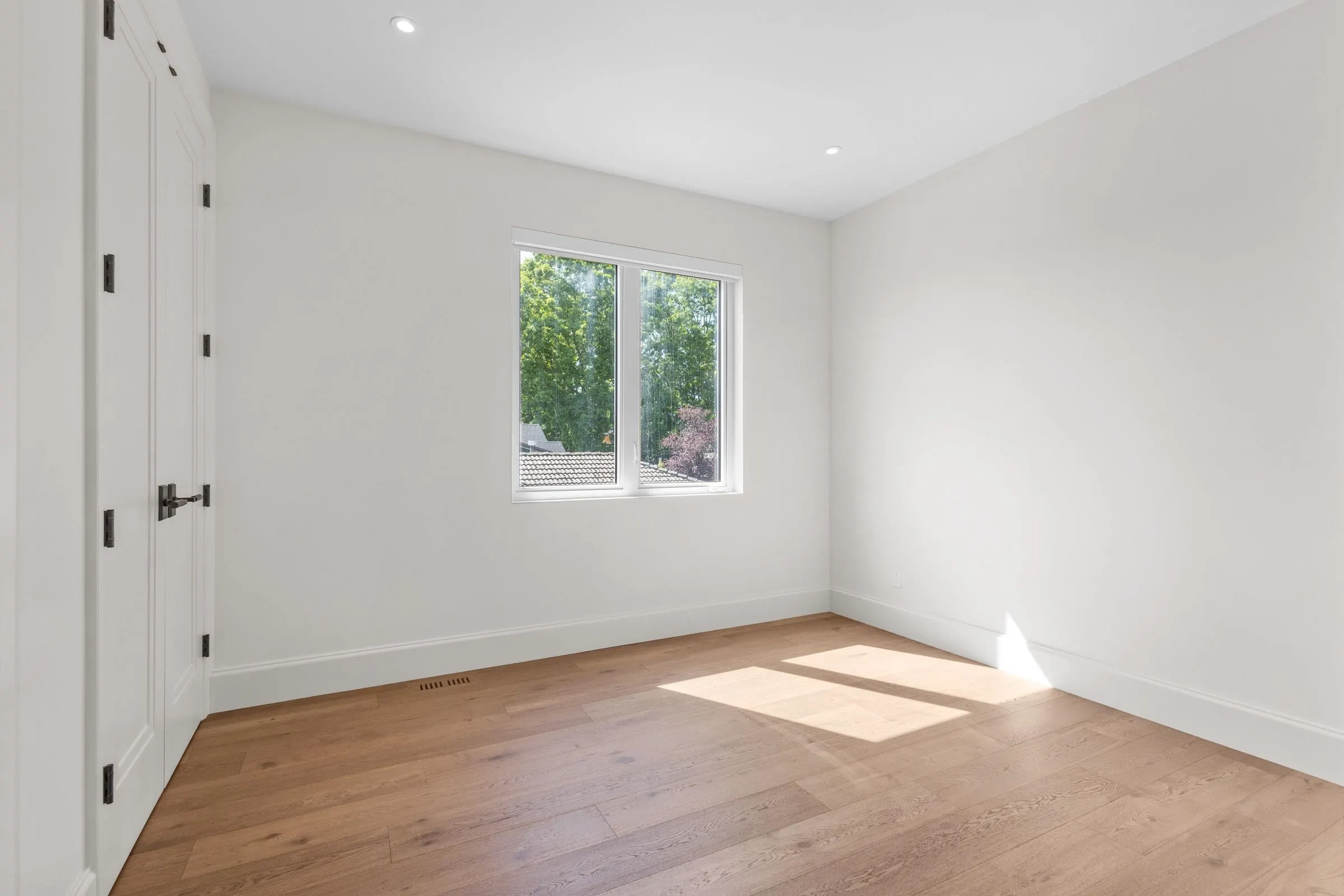 4136 Cambridge Street #2
