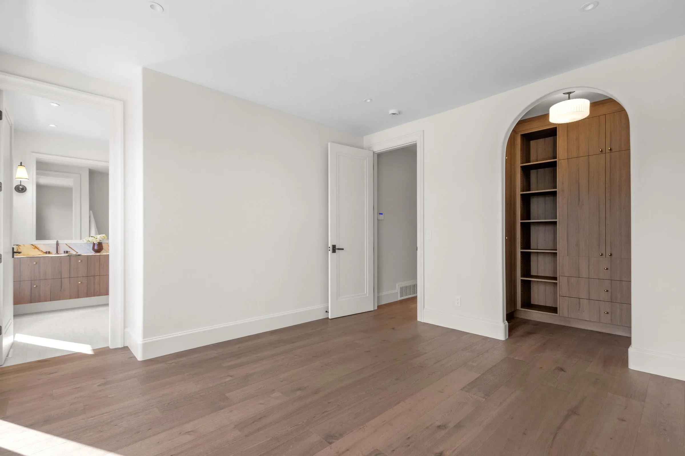 4136 Cambridge Street #2