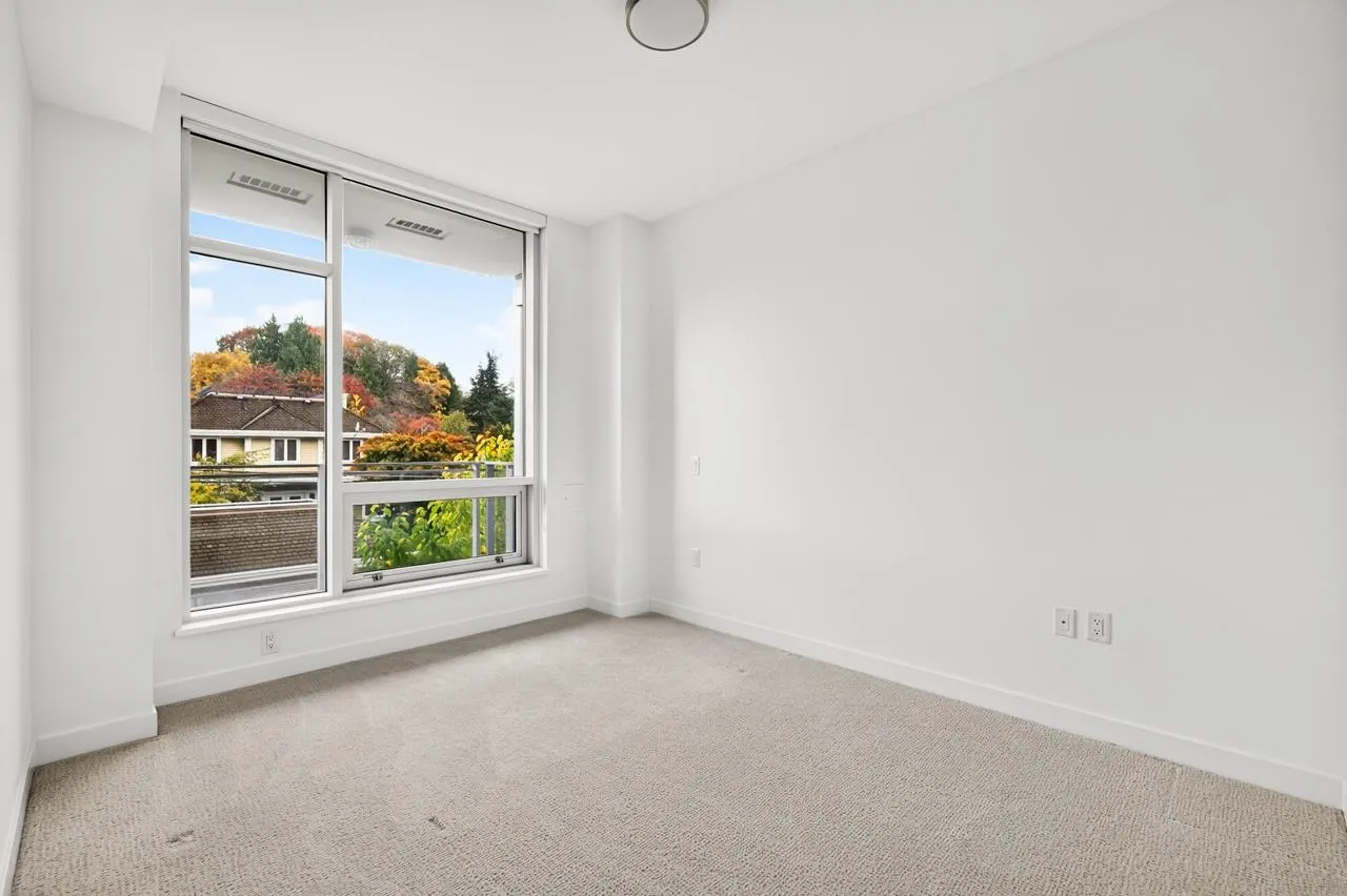 4988 Cambie Street #307