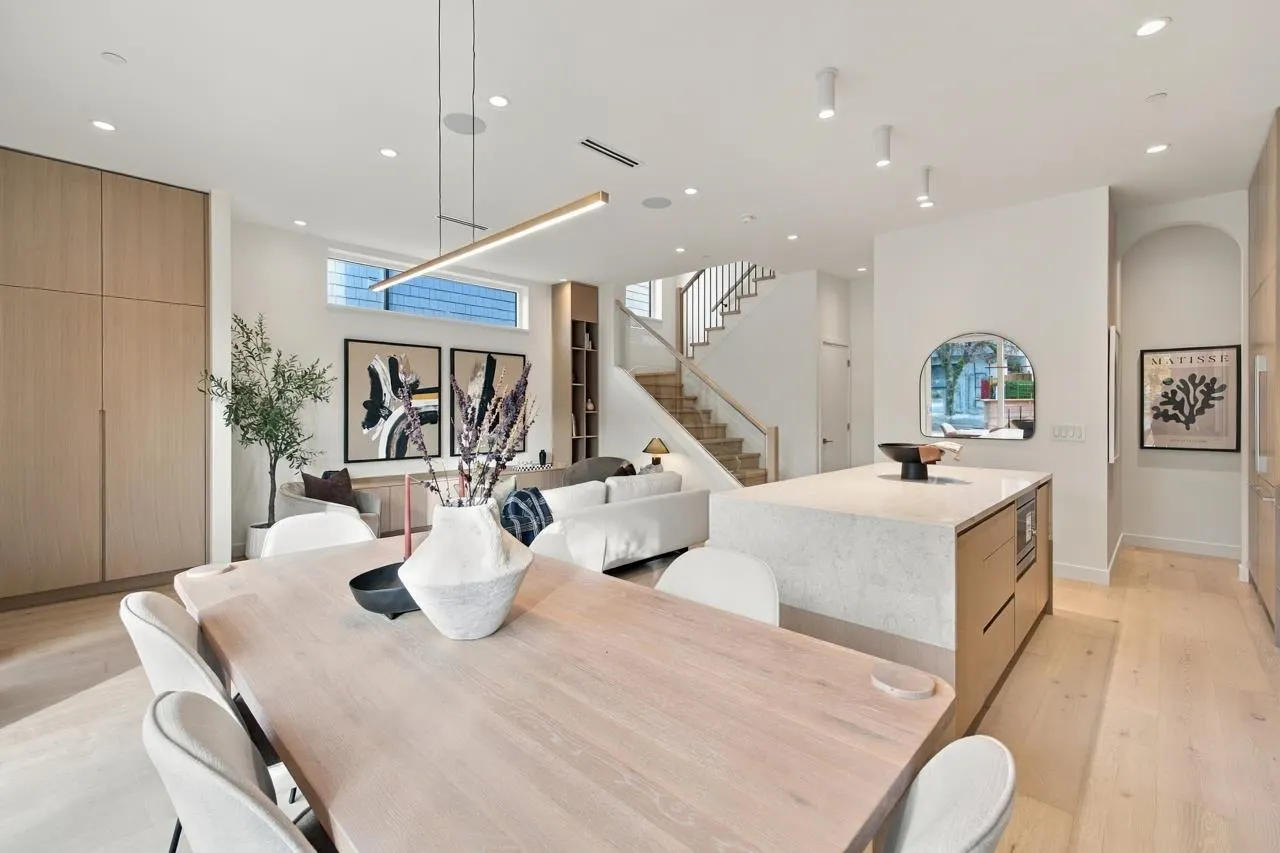 953 E 13th Avenue #1