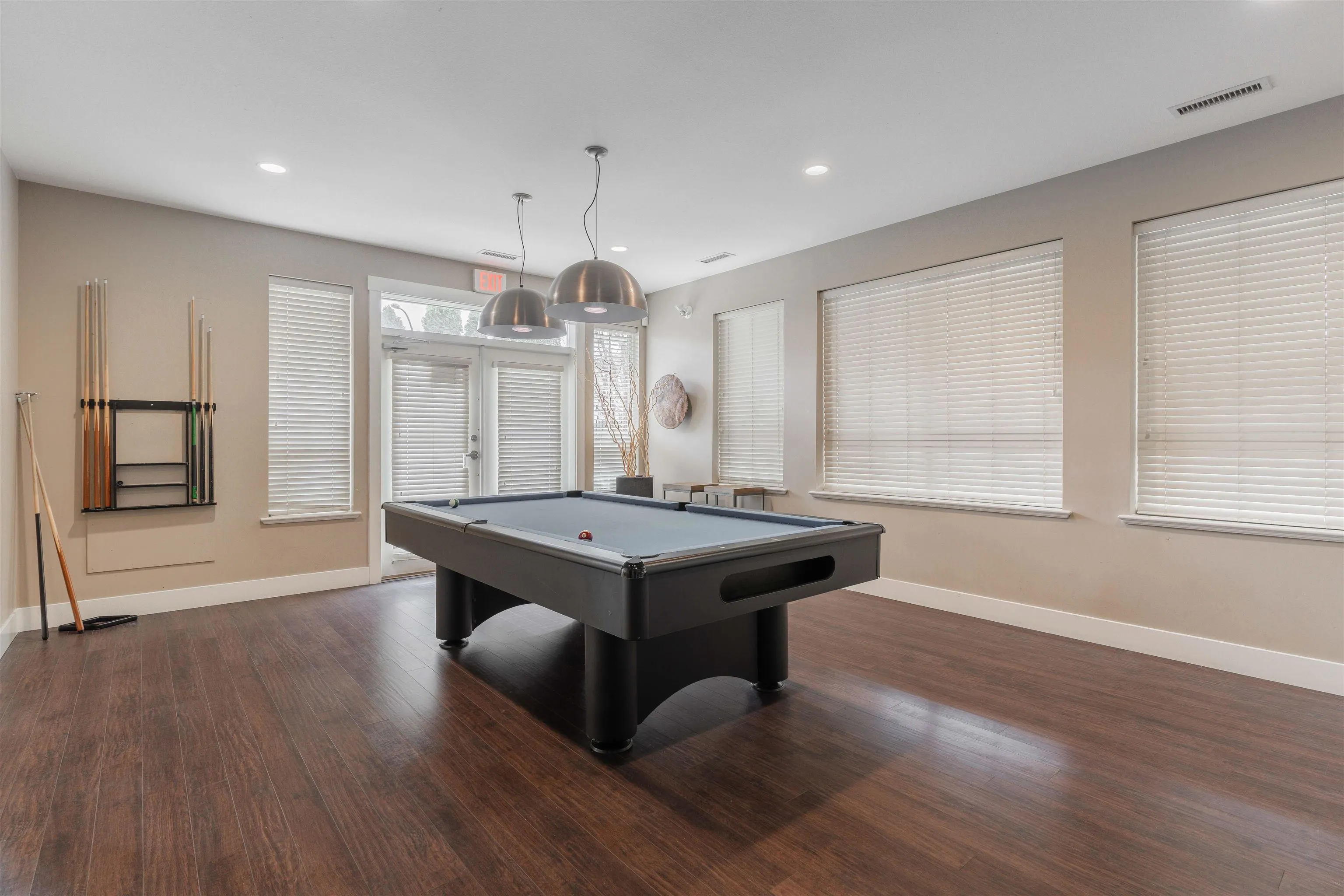 19505 68a Avenue #118