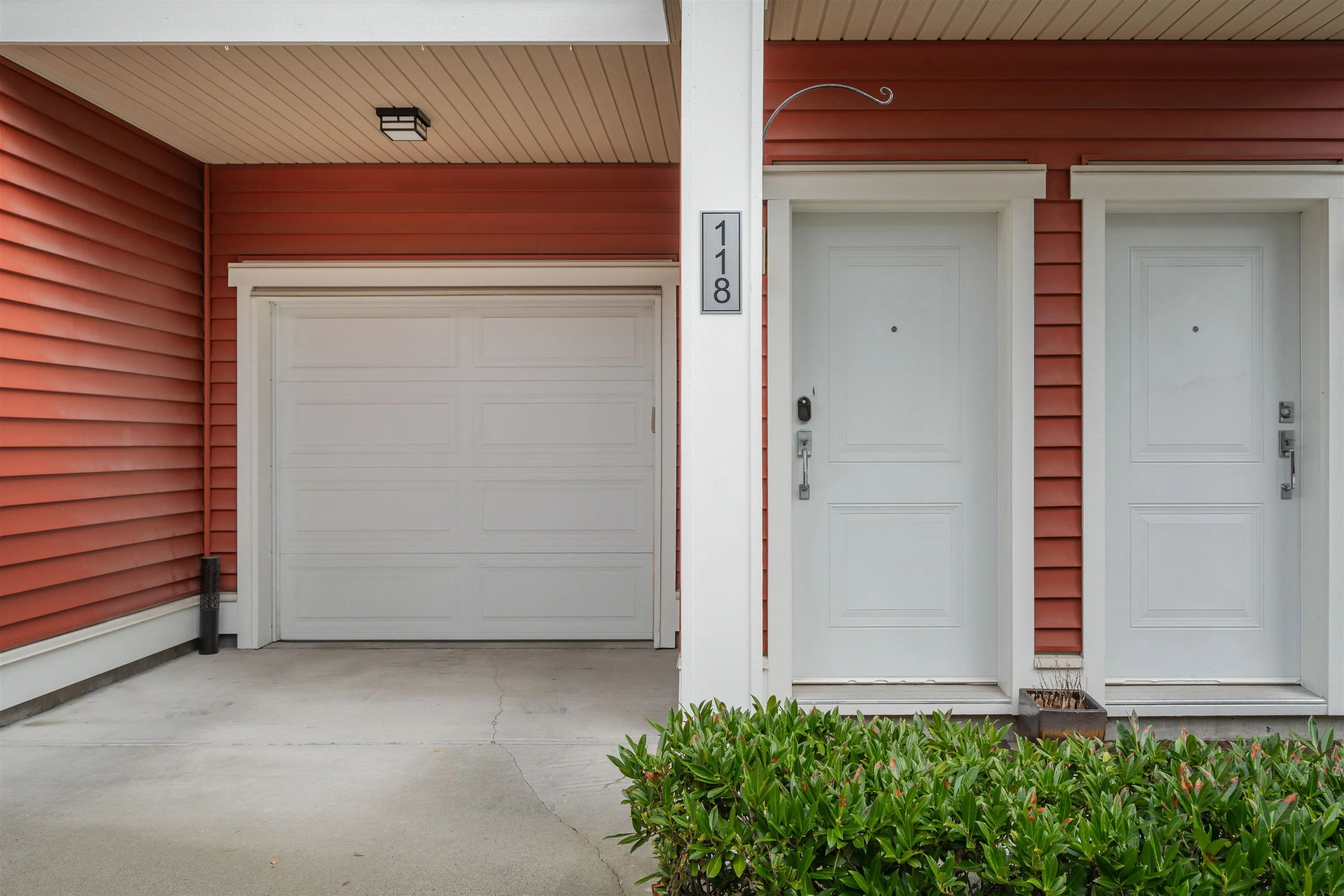 19505 68a Avenue #118