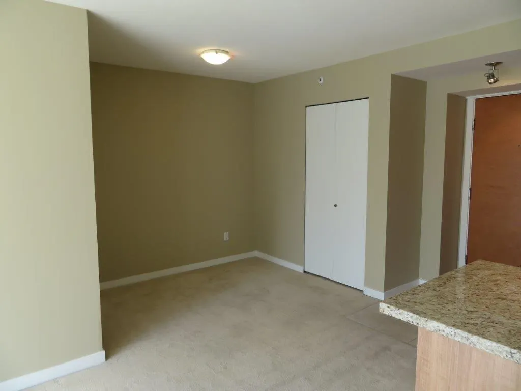 651 Nootka Way #709