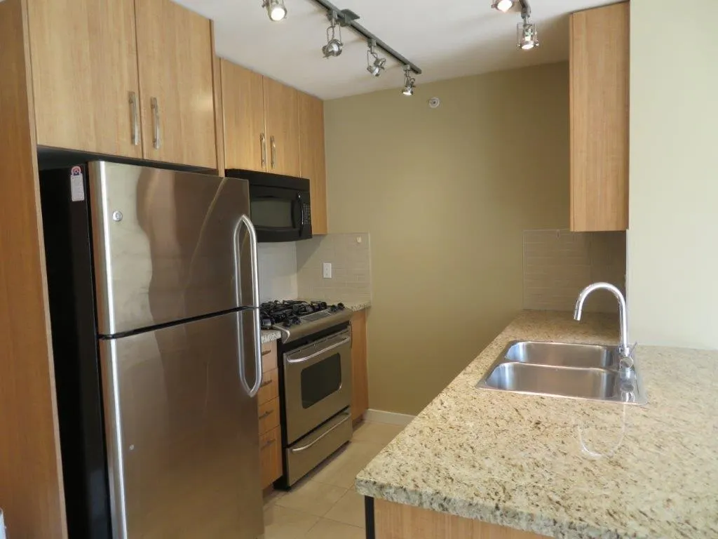 651 Nootka Way #709