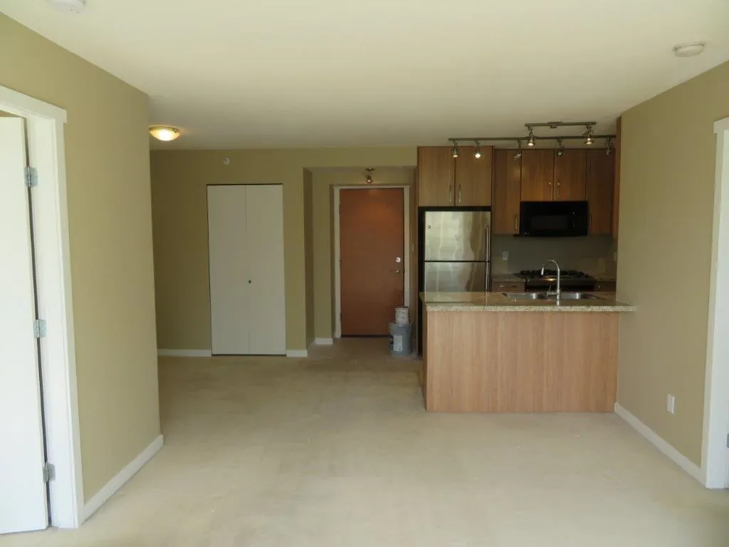 651 Nootka Way #709