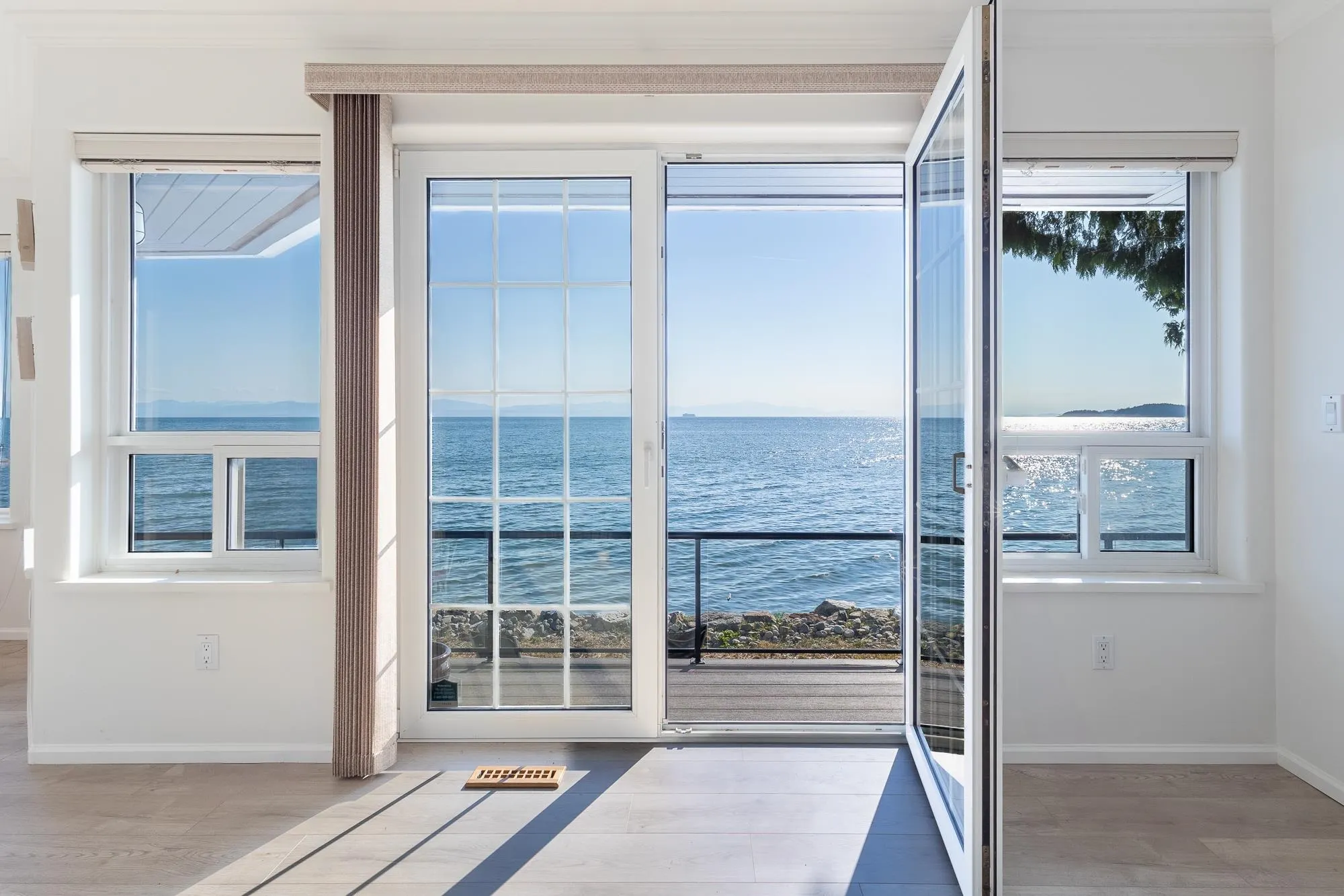 4857 Sunshine Coast Highway