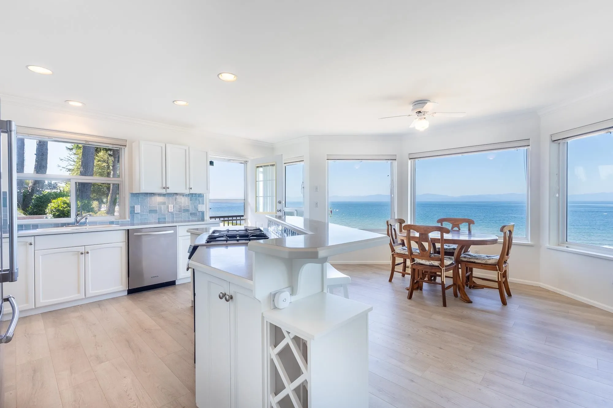 4857 Sunshine Coast Highway
