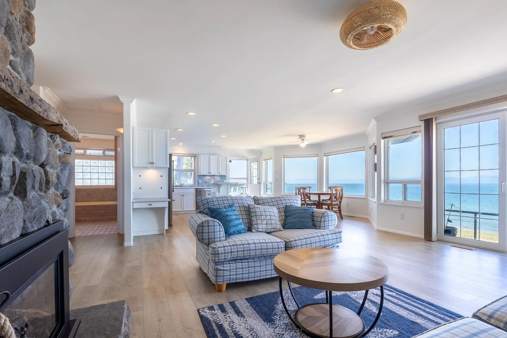 4857 Sunshine Coast Highway