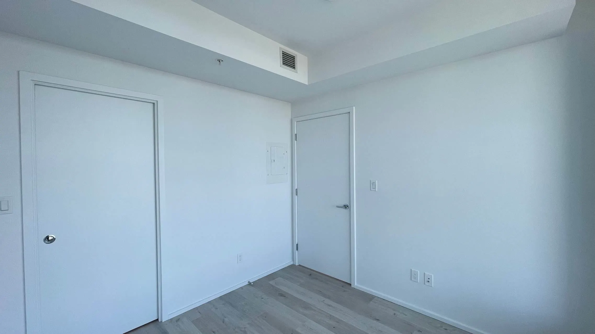 3833 Evergreen Place
