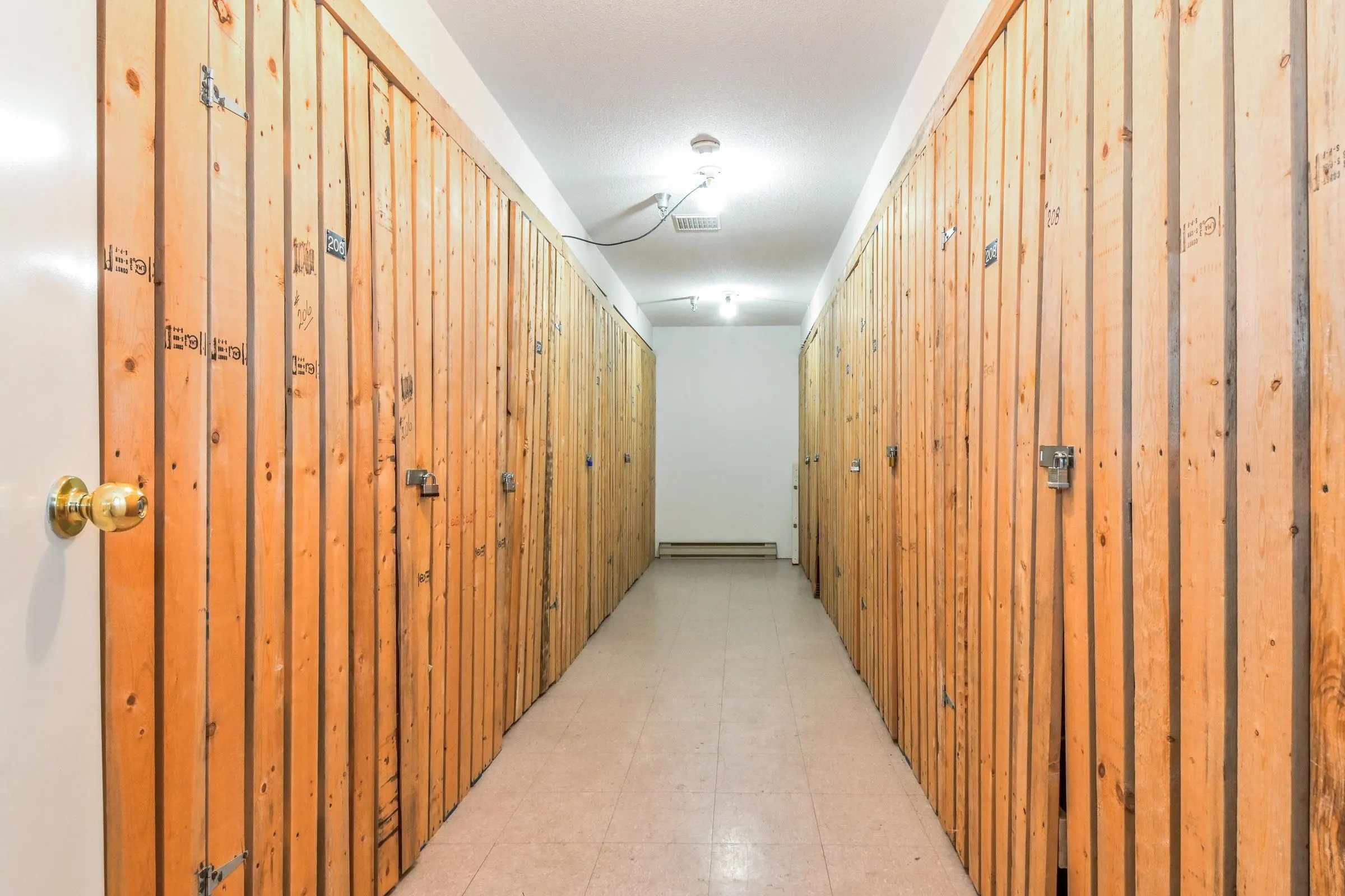 20600 53a Avenue #205