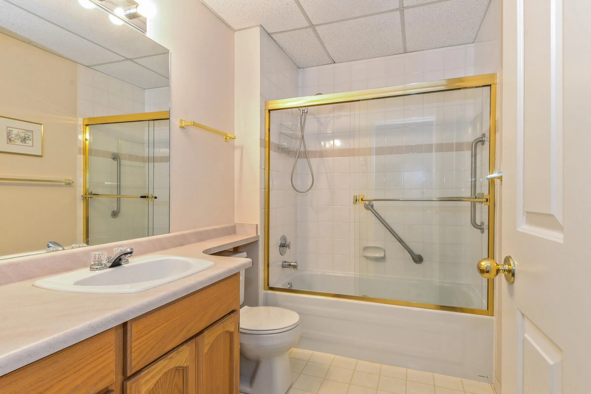 20600 53a Avenue #205