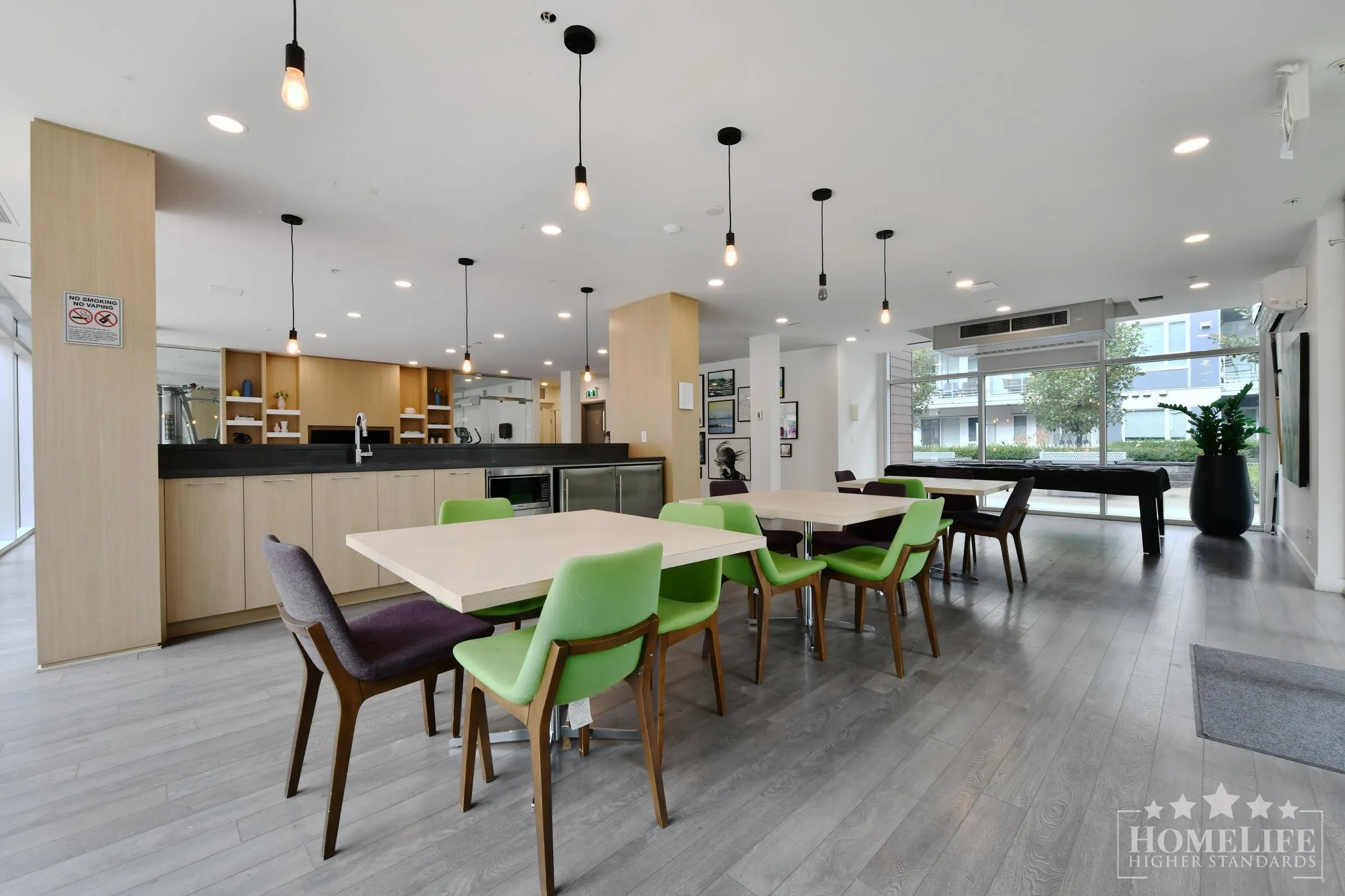 13963 105 Boulevard #205
