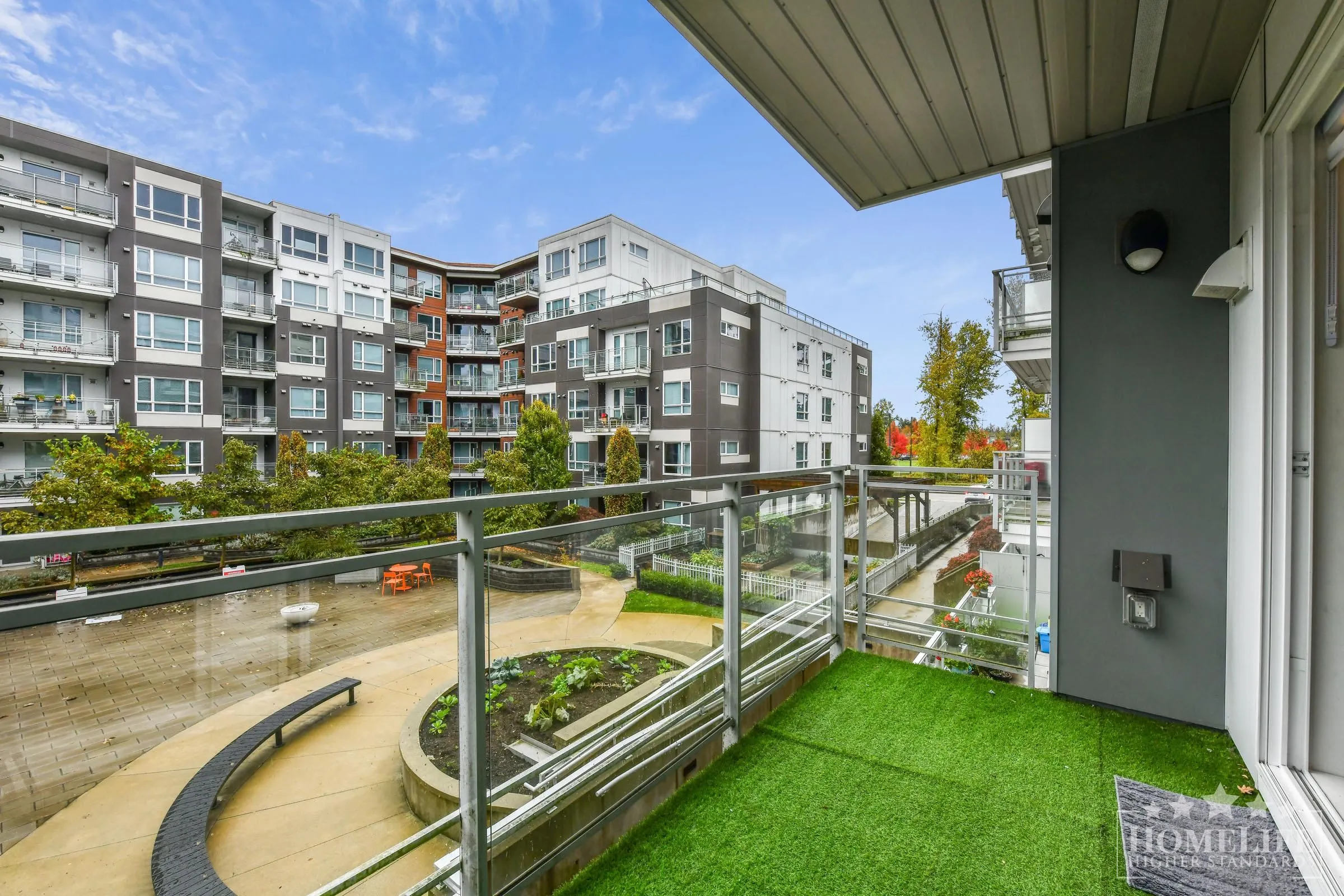 13963 105 Boulevard #205
