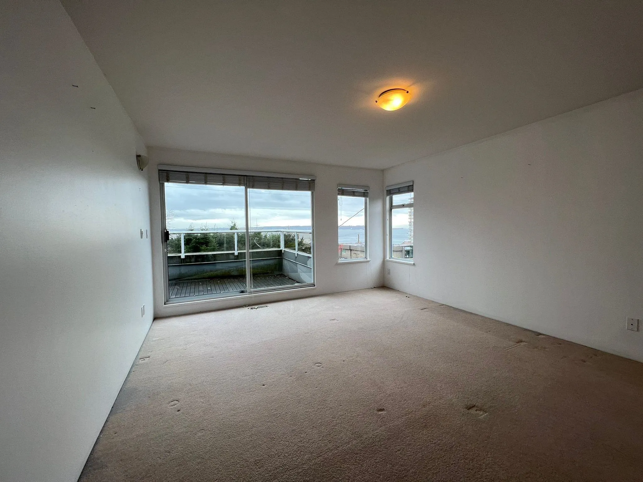 2333 Marine Drive