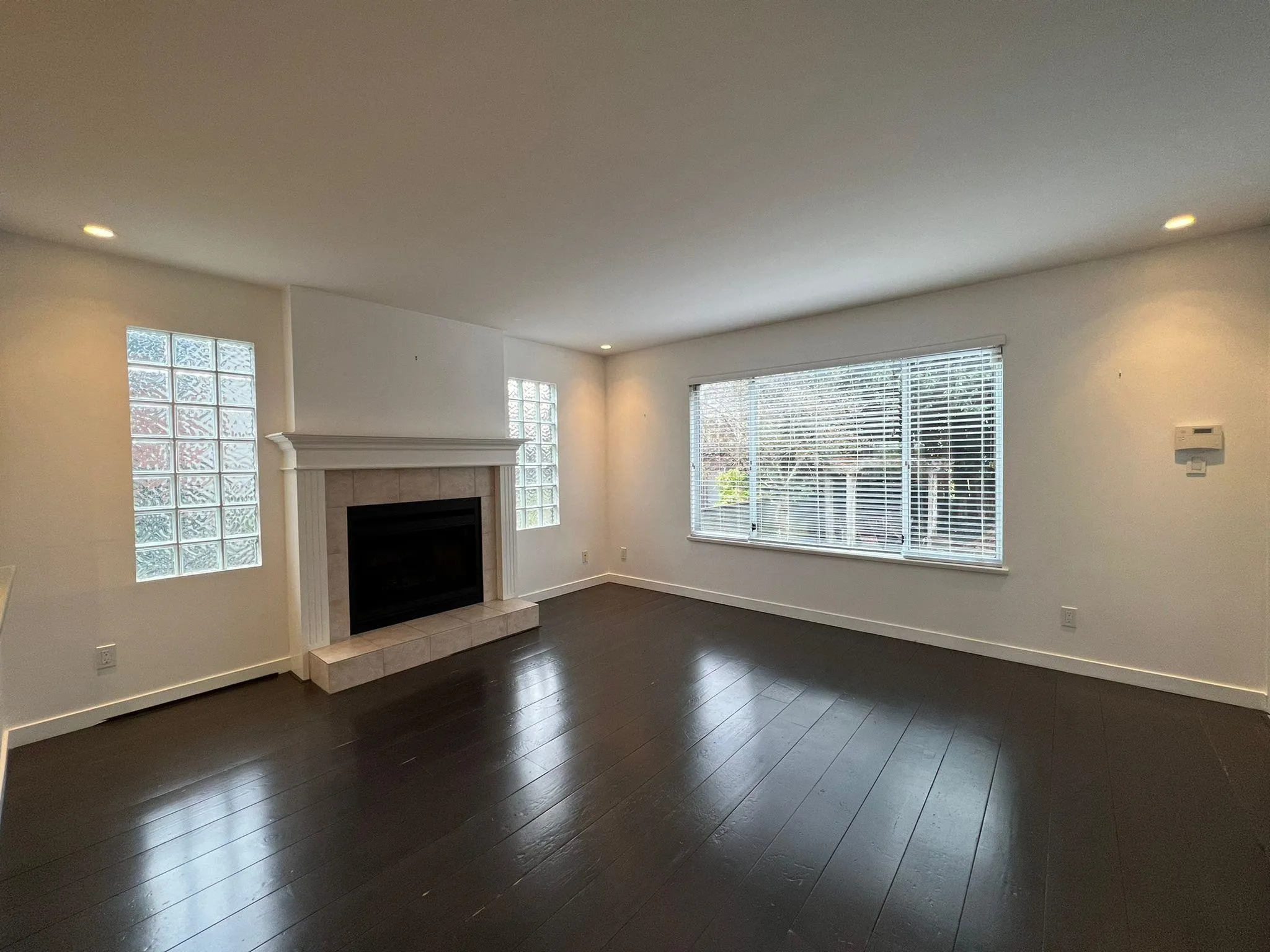 2333 Marine Drive
