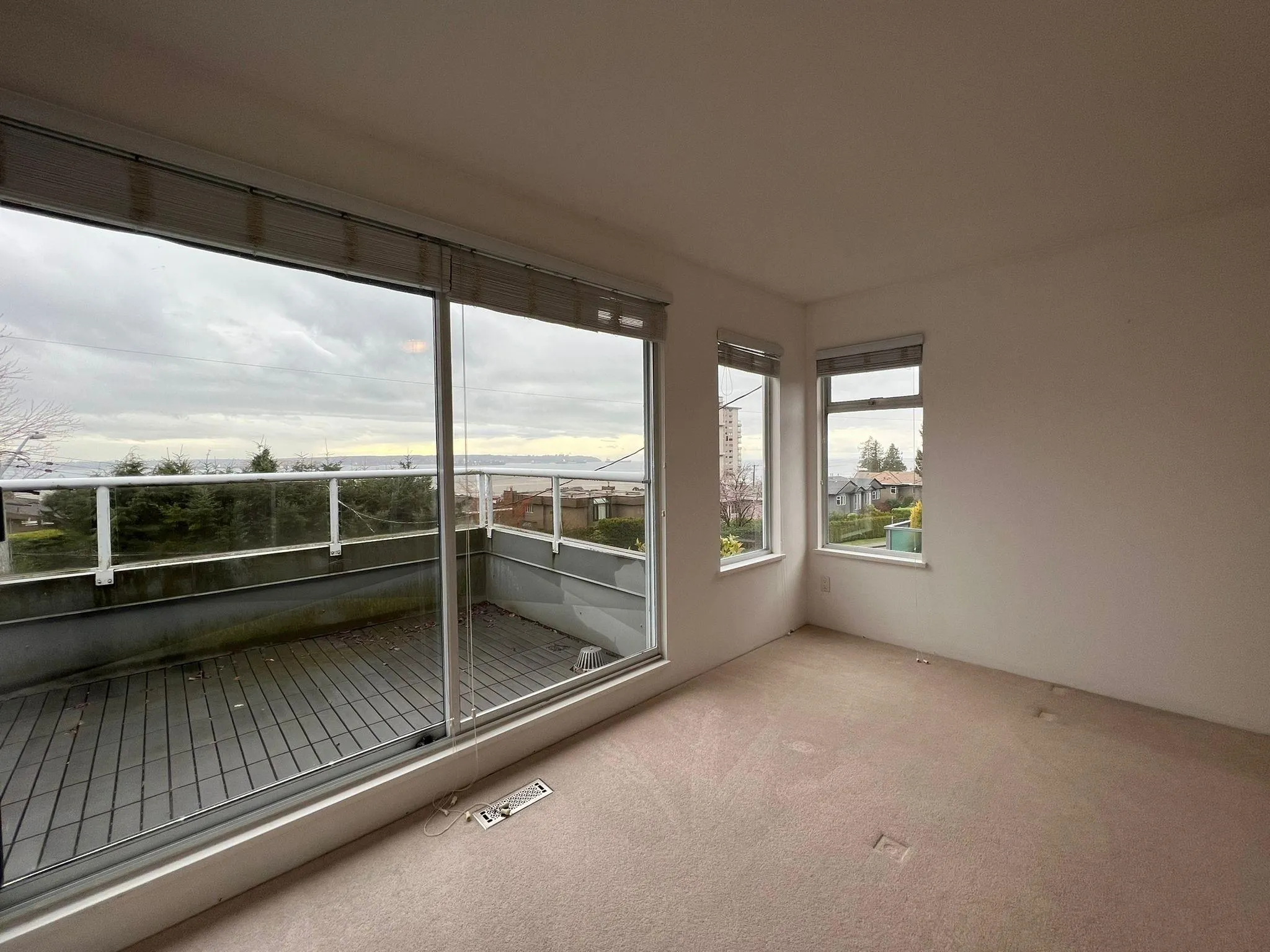 2333 Marine Drive