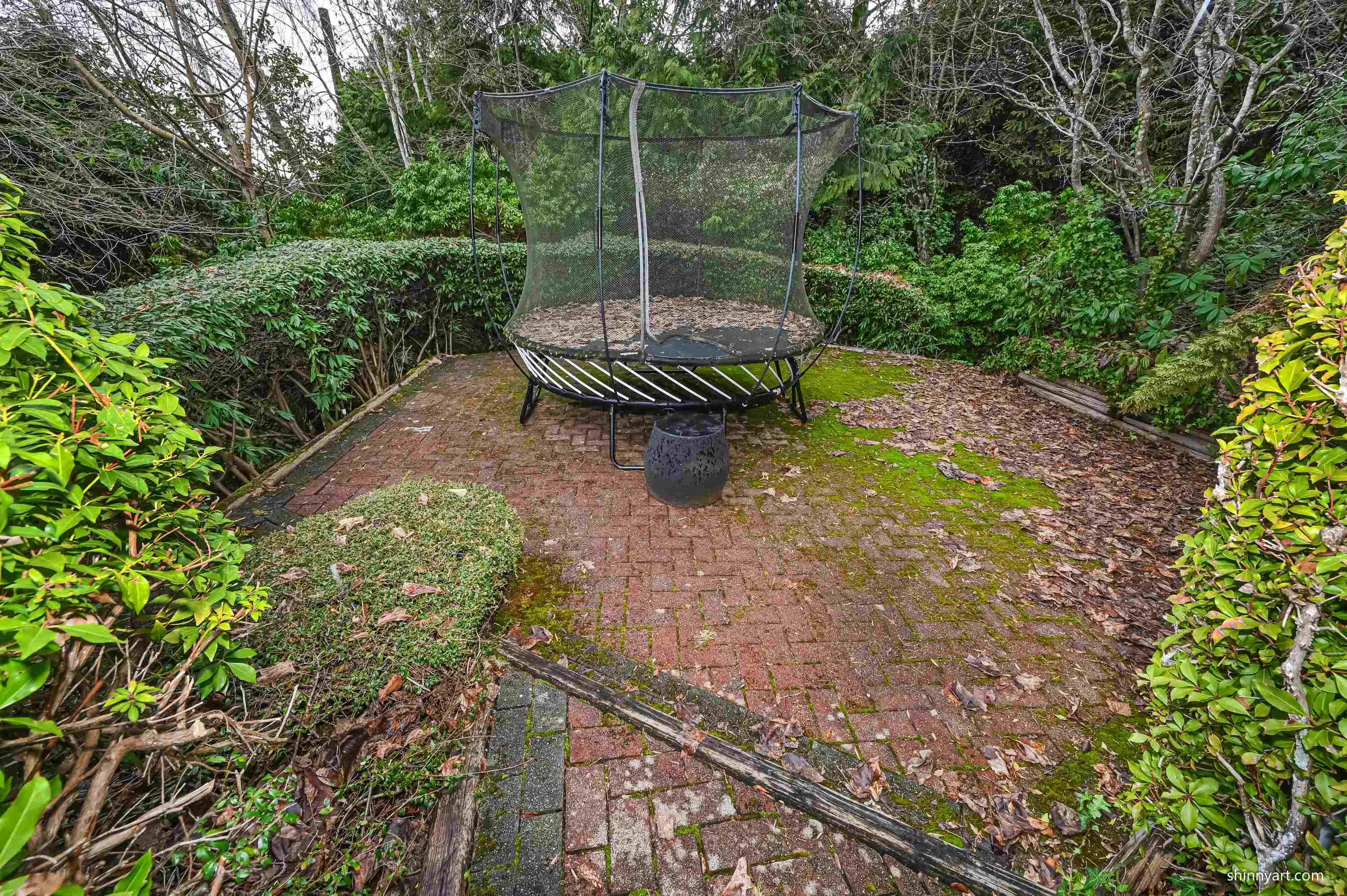 3190 Benbow Rd Street #GARDEN-LEVEL SU