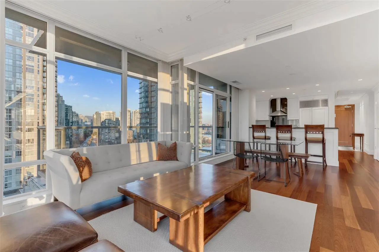 428 Beach Crescent #1803