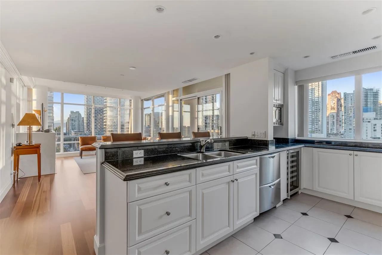 428 Beach Crescent #1803