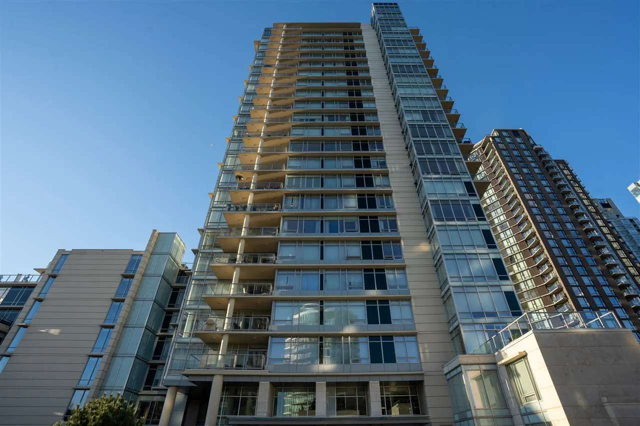 428 Beach Crescent #1803