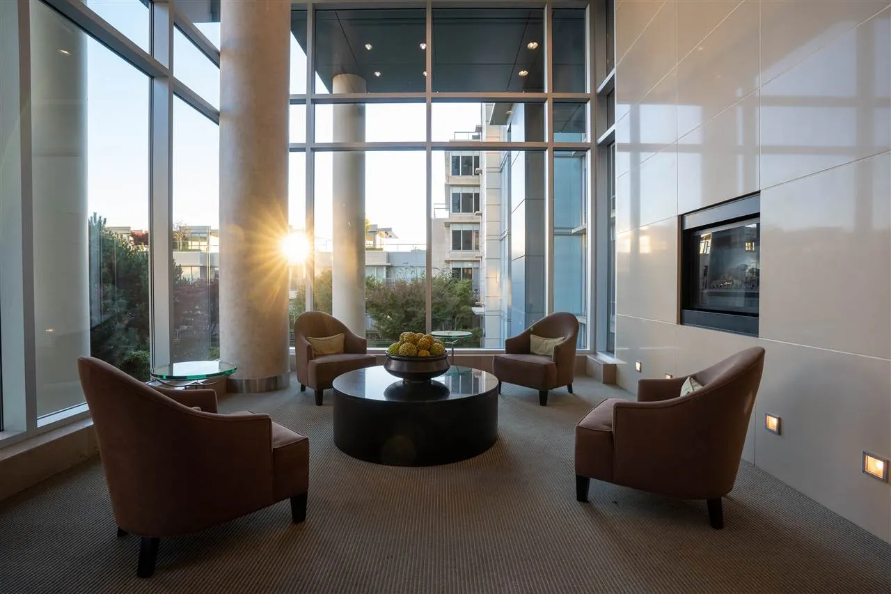 428 Beach Crescent #1803