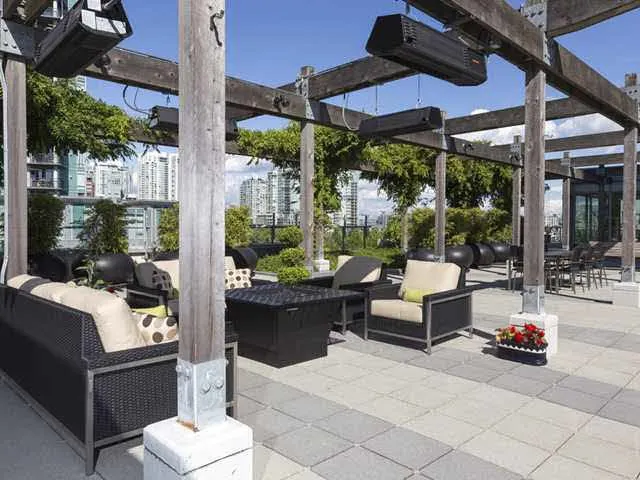 428 Beach Crescent #1803