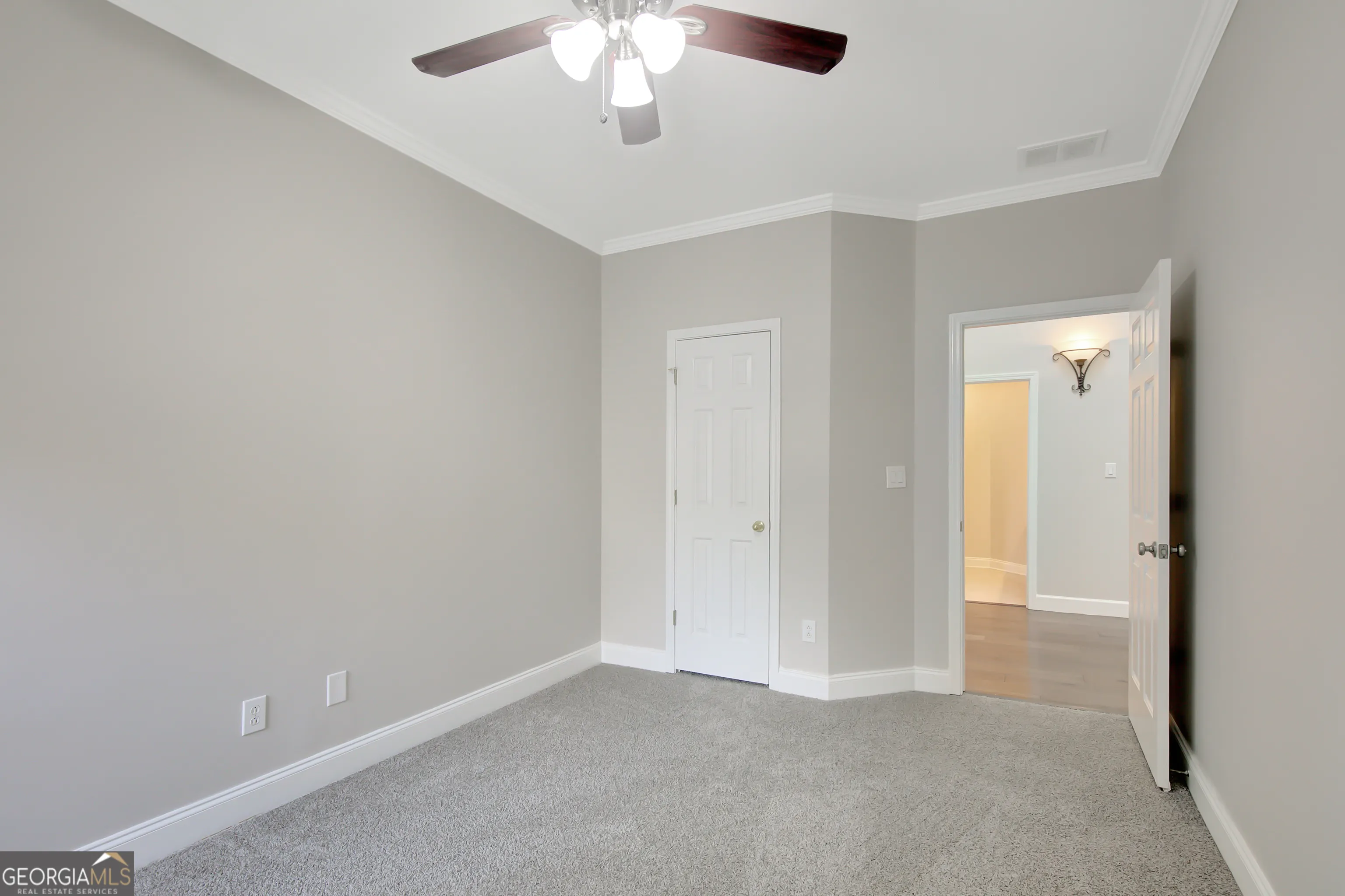 425 Lake Forest Drive