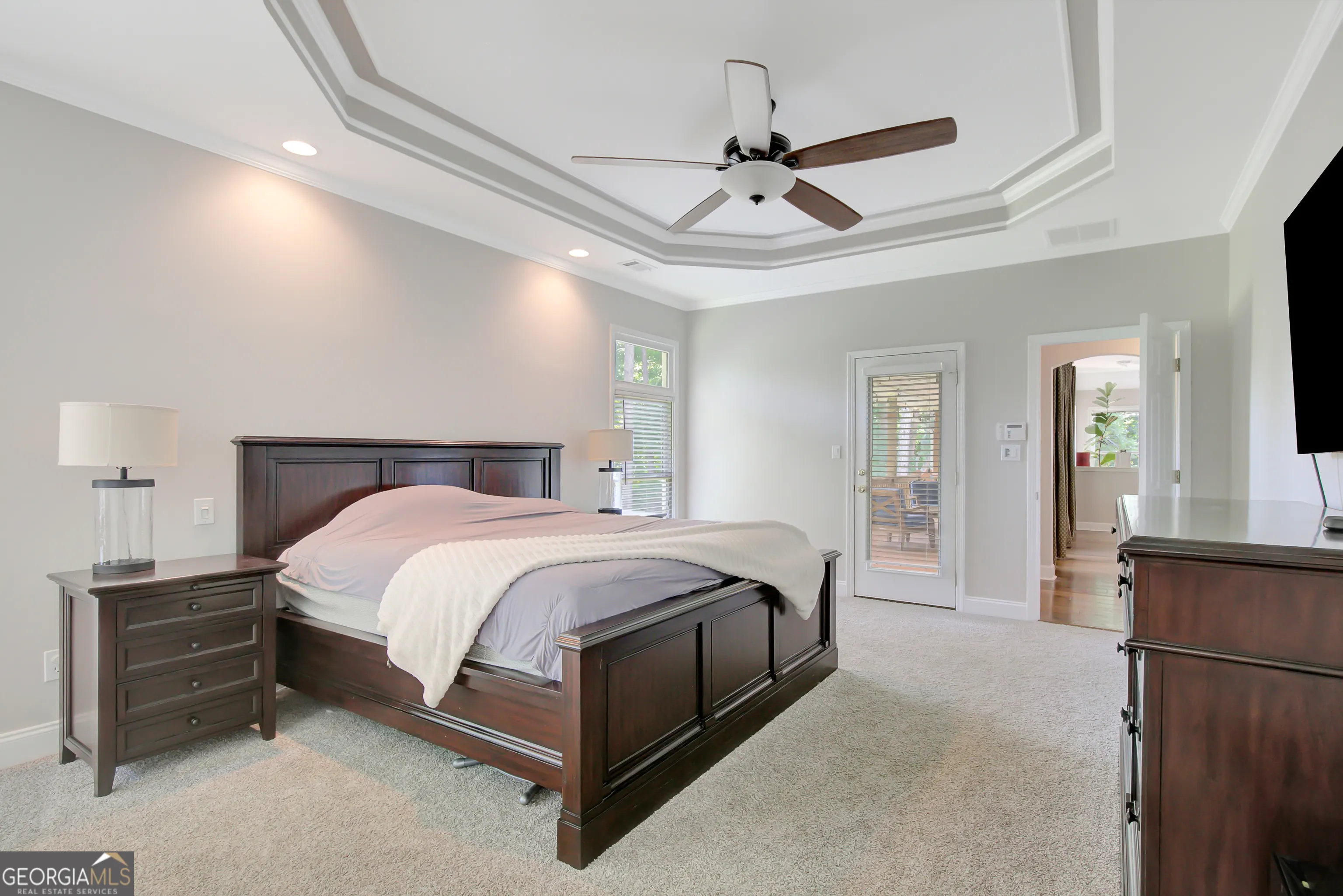 425 Lake Forest Drive