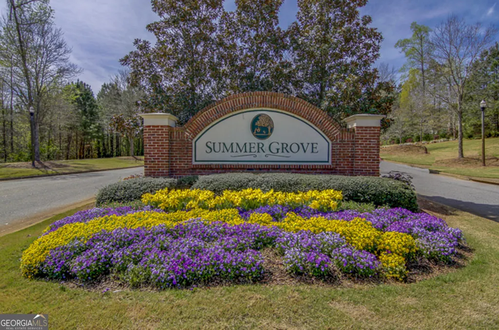 425 Lake Forest Drive