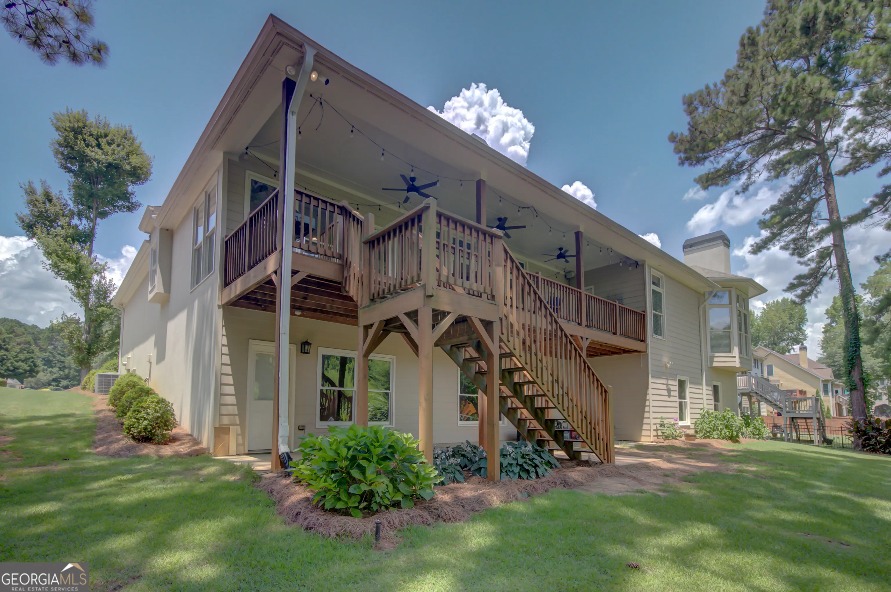 425 Lake Forest Drive