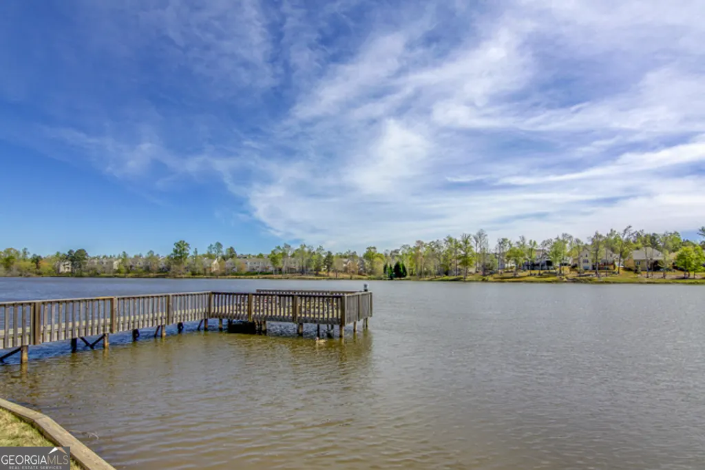 425 Lake Forest Drive