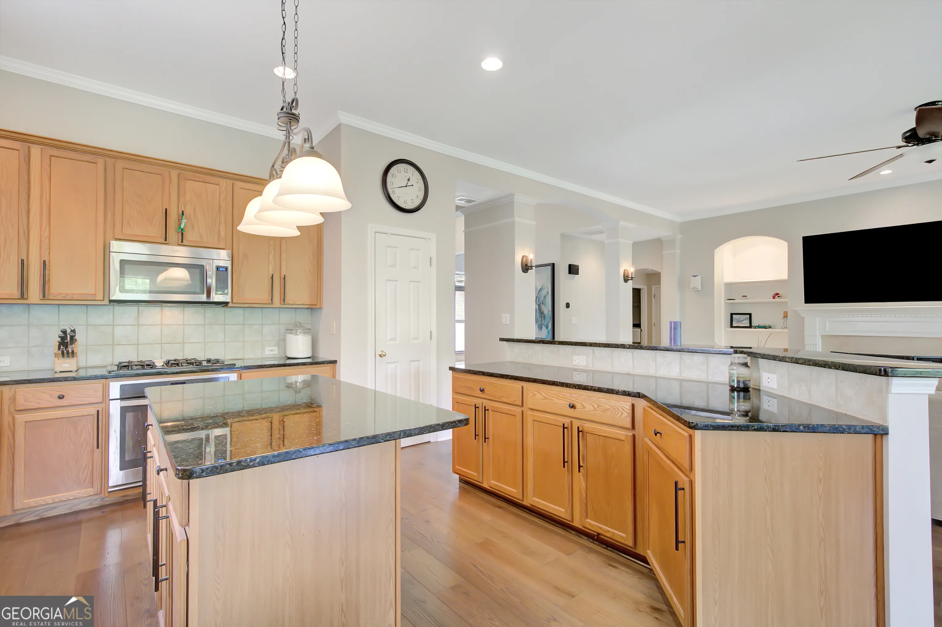 425 Lake Forest Drive