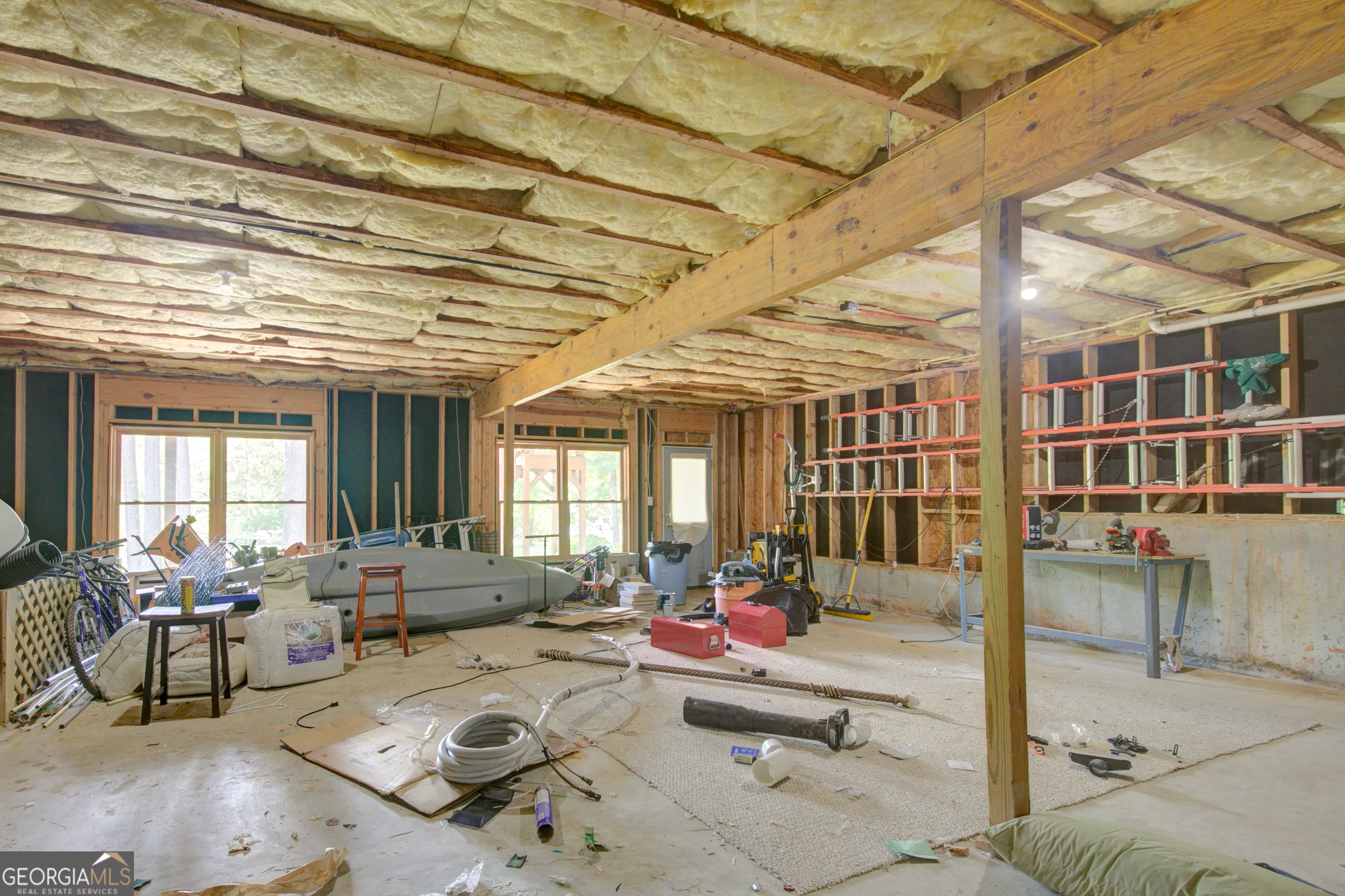425 Lake Forest Drive