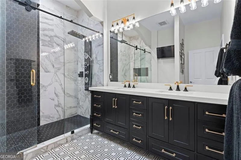 605 2881 Peachtree Road NE, #605