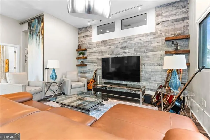 605 2881 Peachtree Road NE, #605