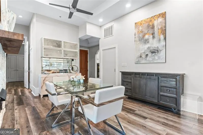 605 2881 Peachtree Road NE, #605