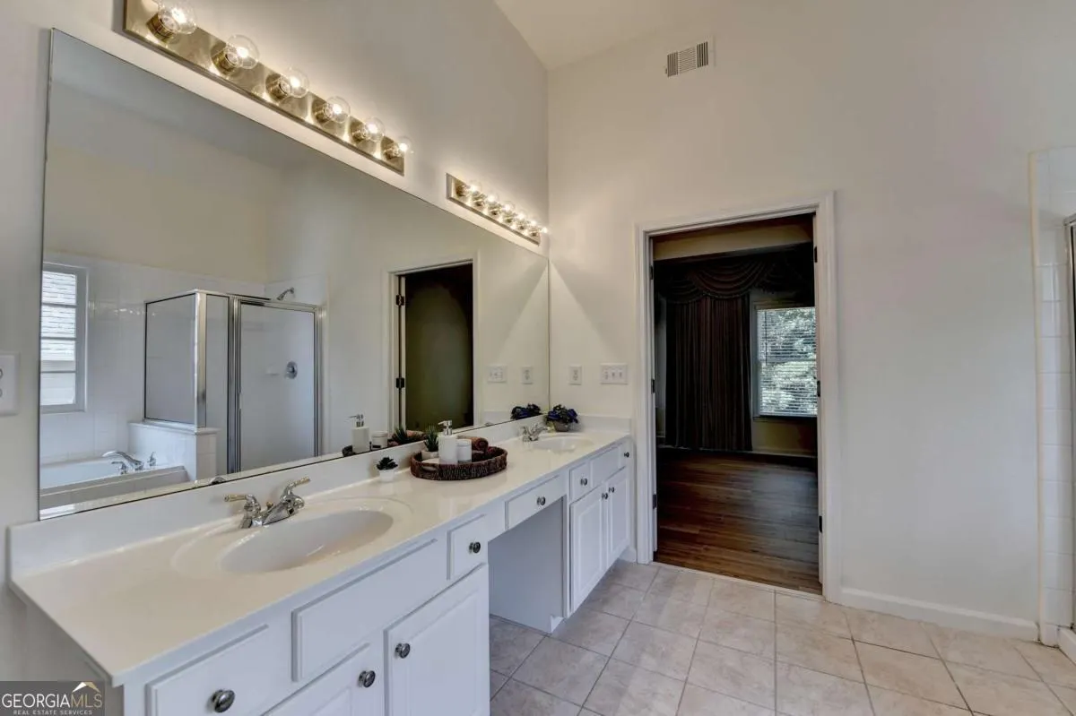 1051 Carroll Court